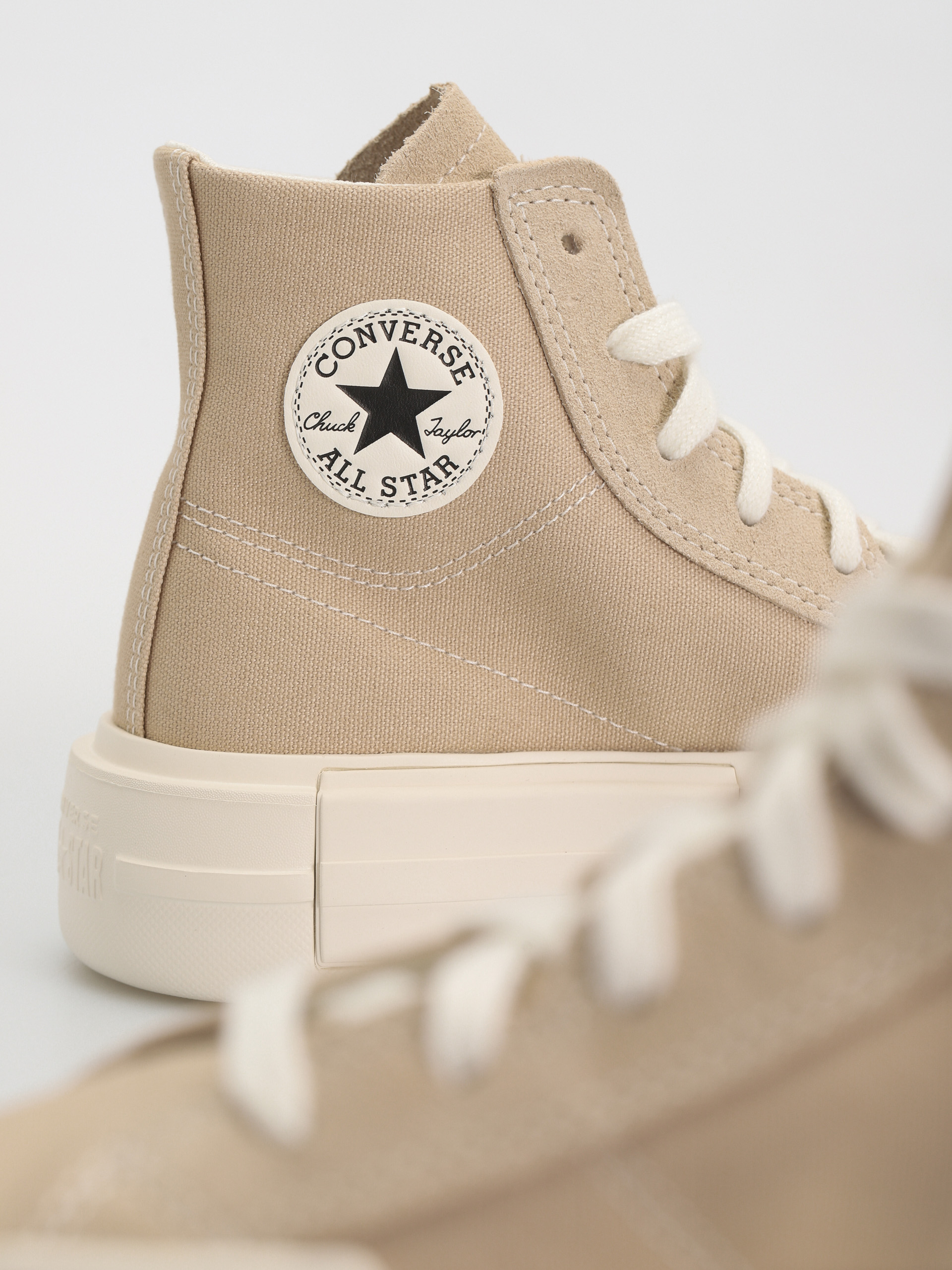 Tornacipők Converse Chuck Taylor All Star Cruise Hi (brown/cream)