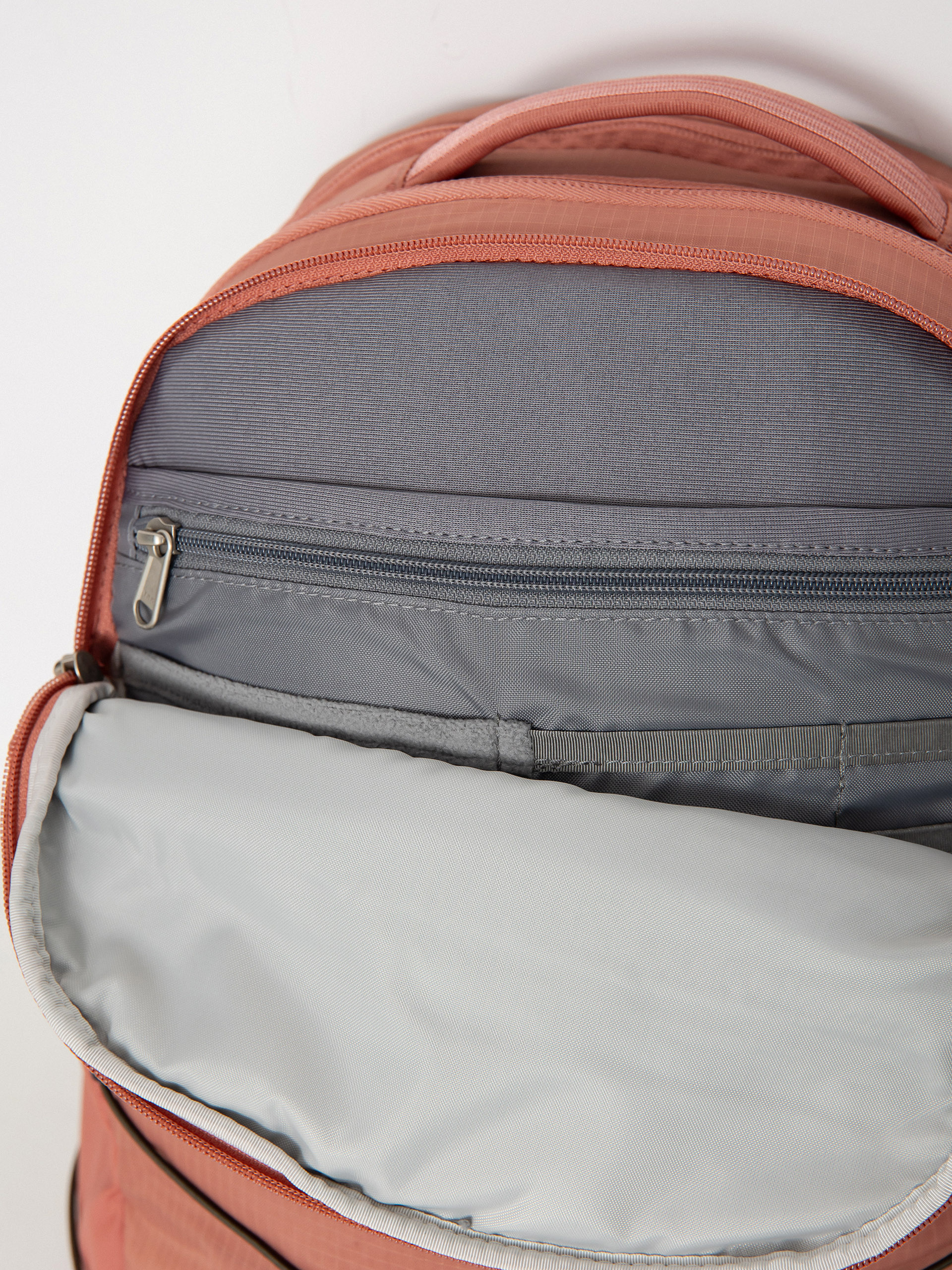 Hátizsák The North Face Borealis Wmn (light mahogany/new taup)