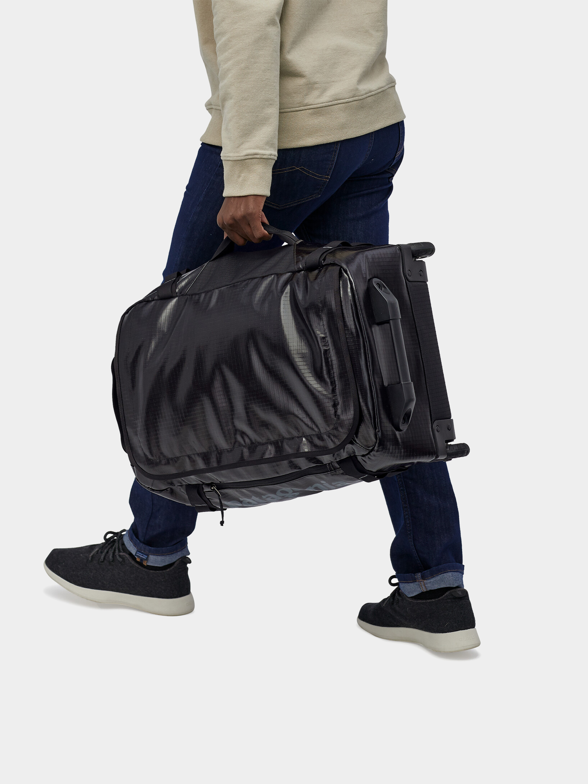 Táska Patagonia Black Hole Wheeled Duffel 40L (black)
