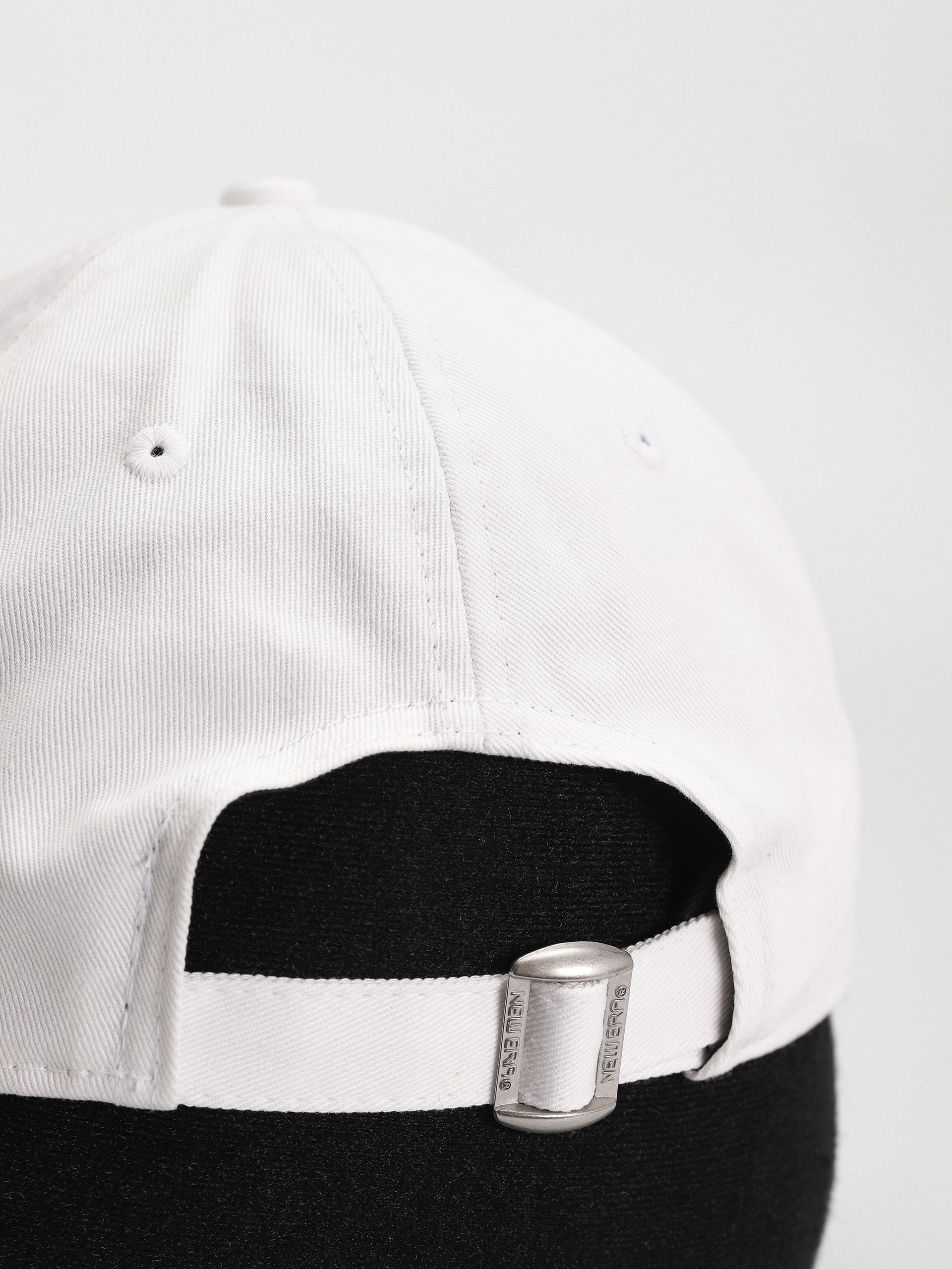 Baseball sapka New Era Metallic Logo 9Forty New York Yankees Wmn (white/pink)