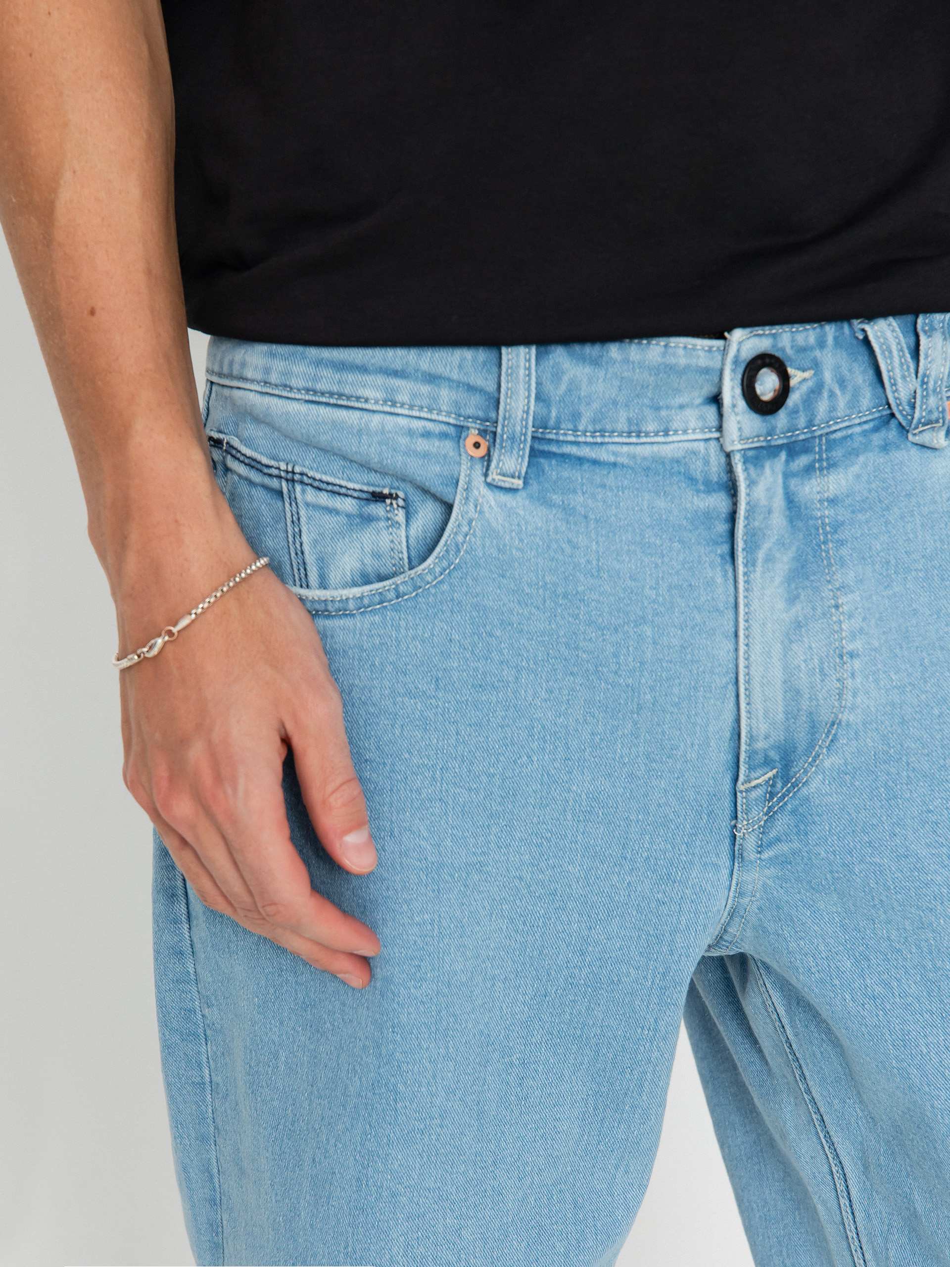 Volcom Modown Tapered Denim Kisnadrág (light vintage indigo)