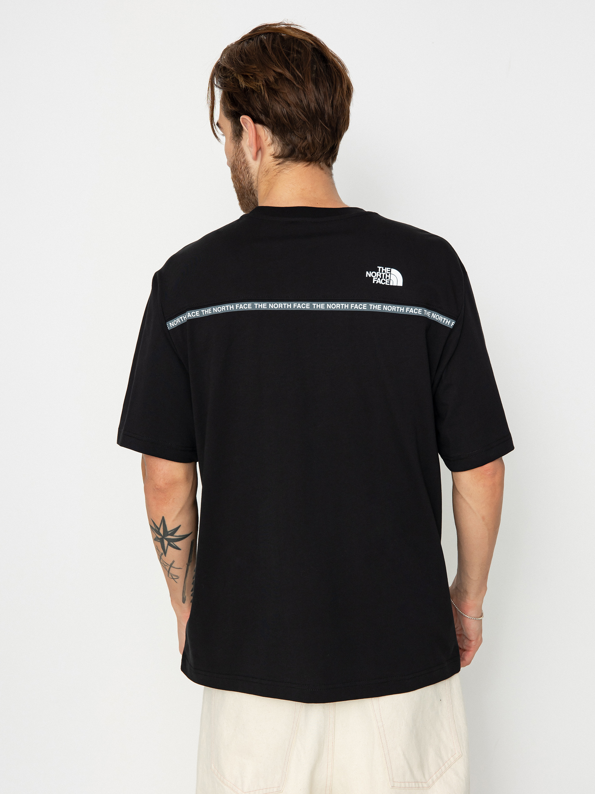The North Face Zumu Relaxed Póló (tnf black)