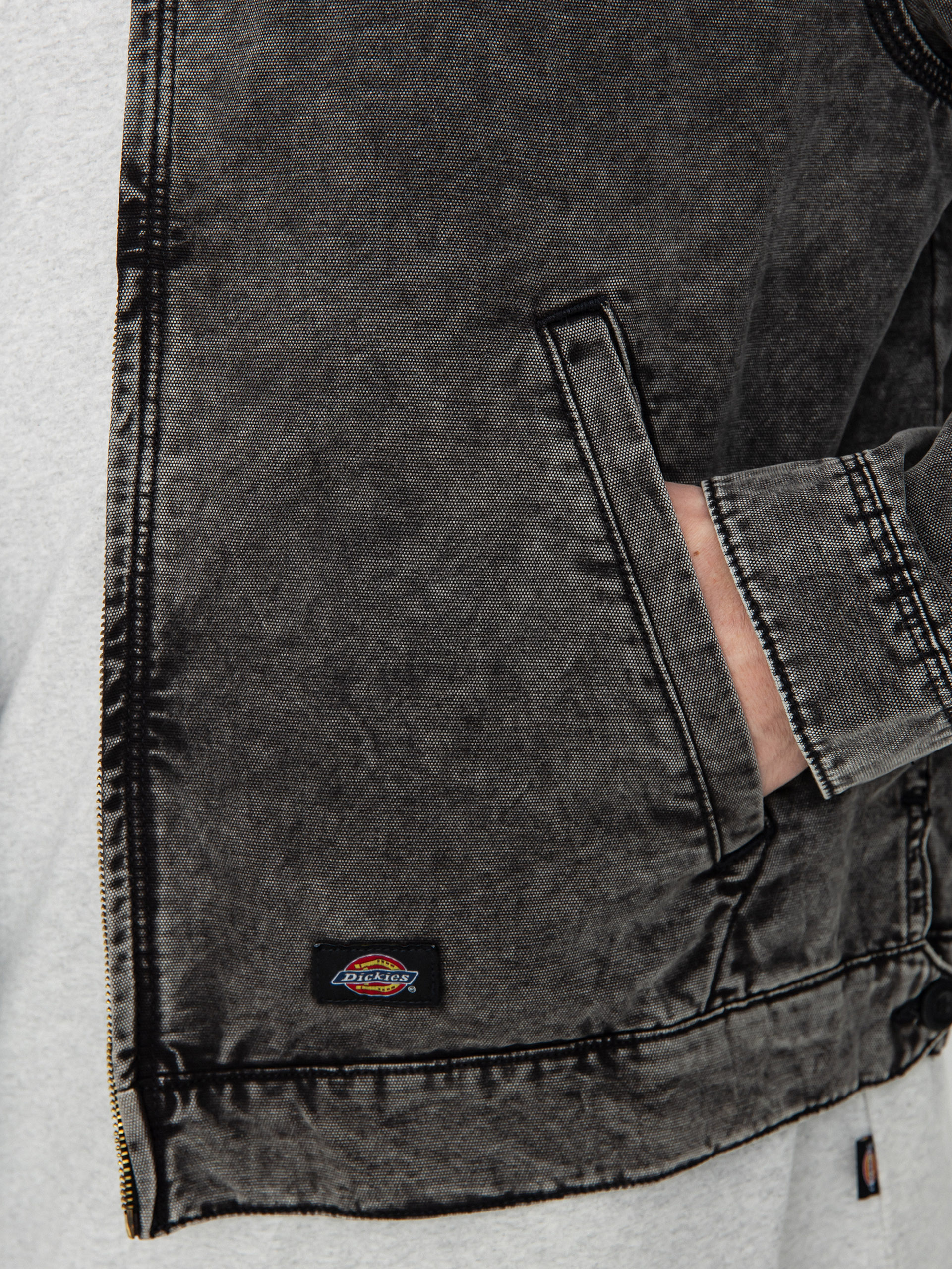 Dickies Newington Dzseki (dble dye/acid wash black)