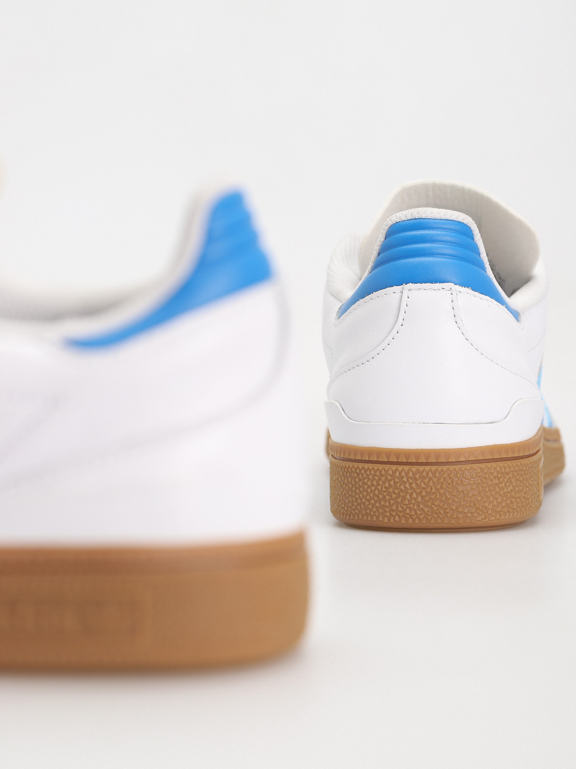 adidas Busenitz Cipők (ftwwht/blubir/goldmt)