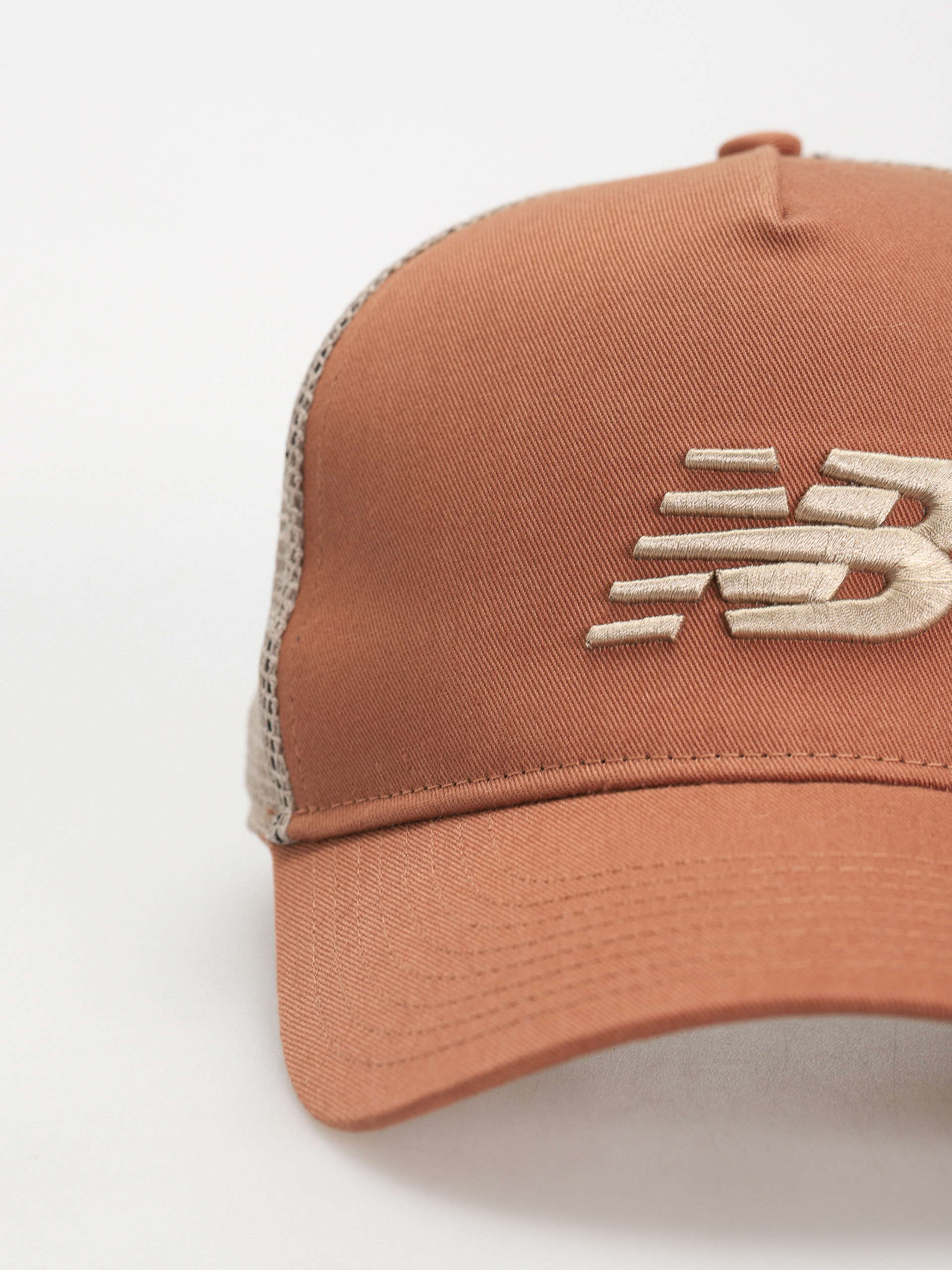 New Balance Sport Essentials Trucker Baseball sapka (walnut)