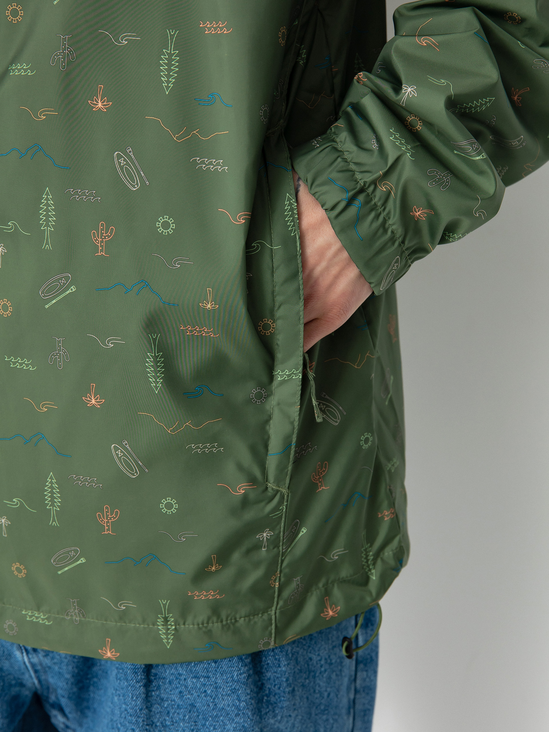 Dzseki Columbia Flash Challenger (canteen explorer multi print)