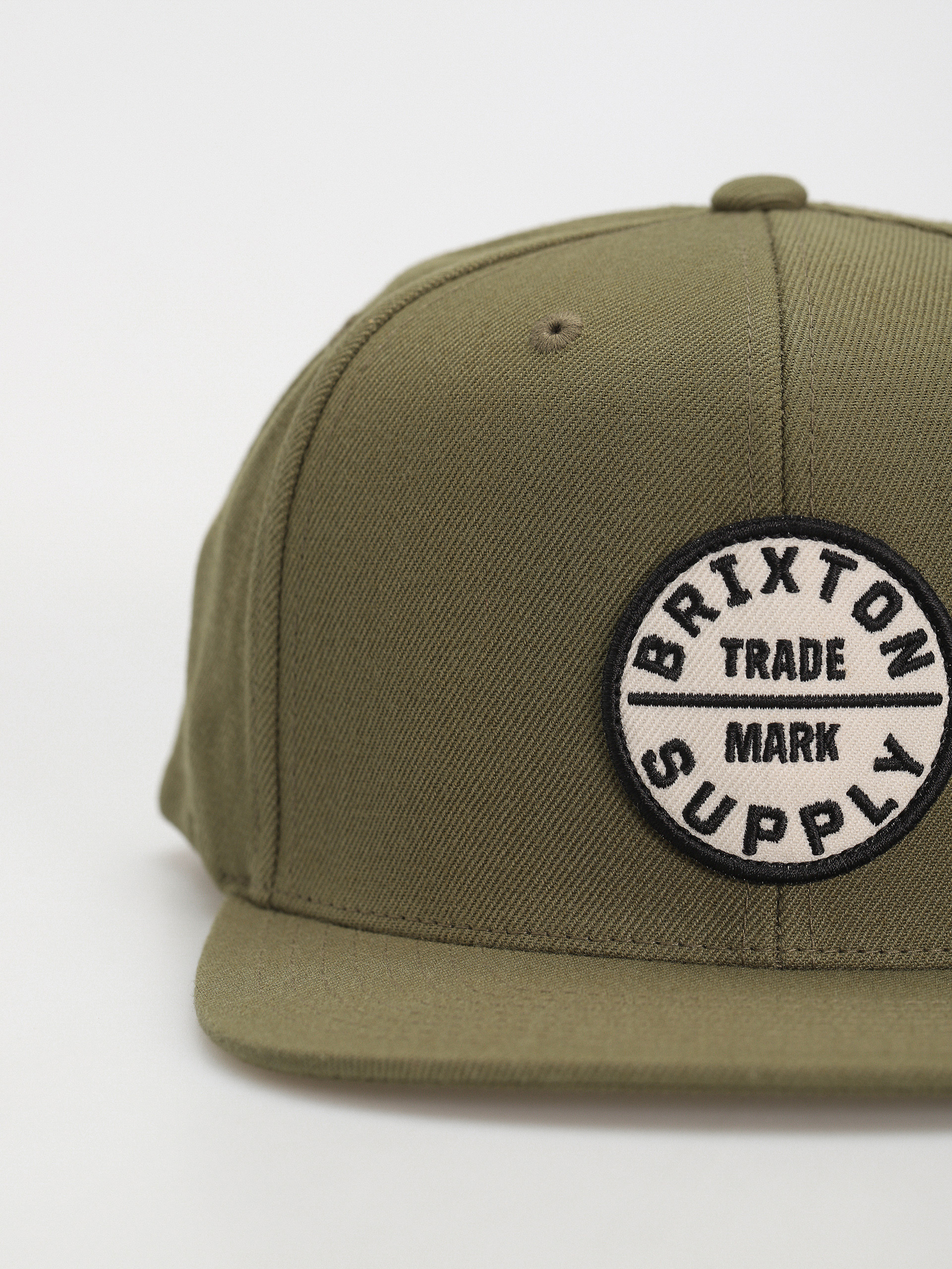 Brixton Oath III Snapback Baseball sapka (olive surplus/whitecap)