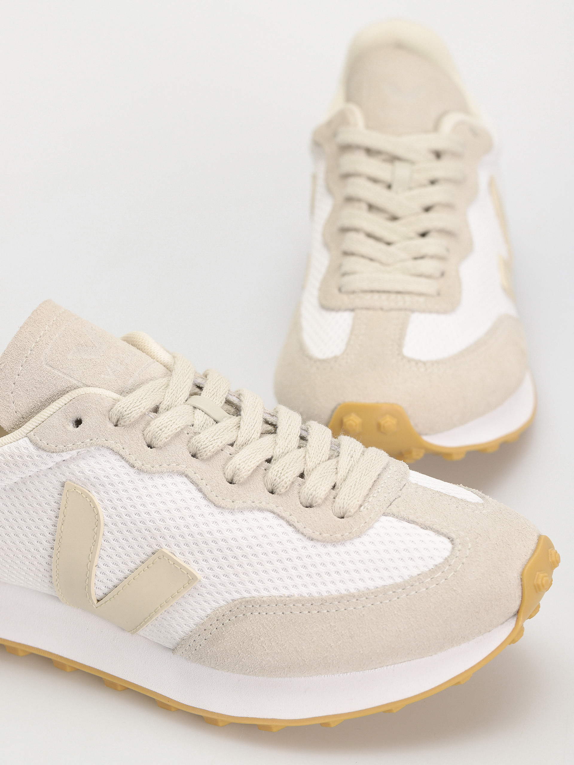 Cipők Veja Rio Branco Wmn (white pierre natural)