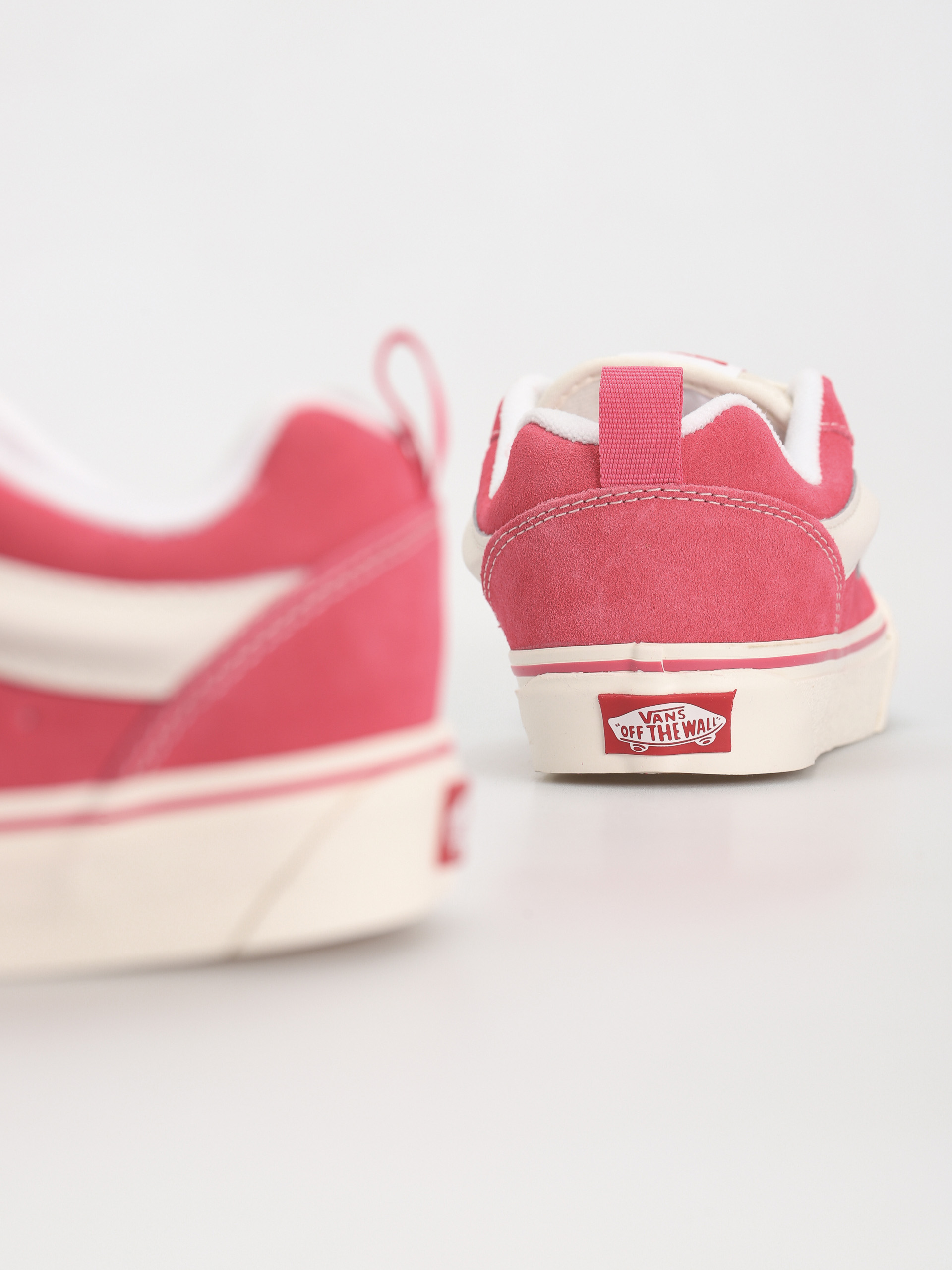 Vans Knu Skool Cipők (retro color pink/true white)