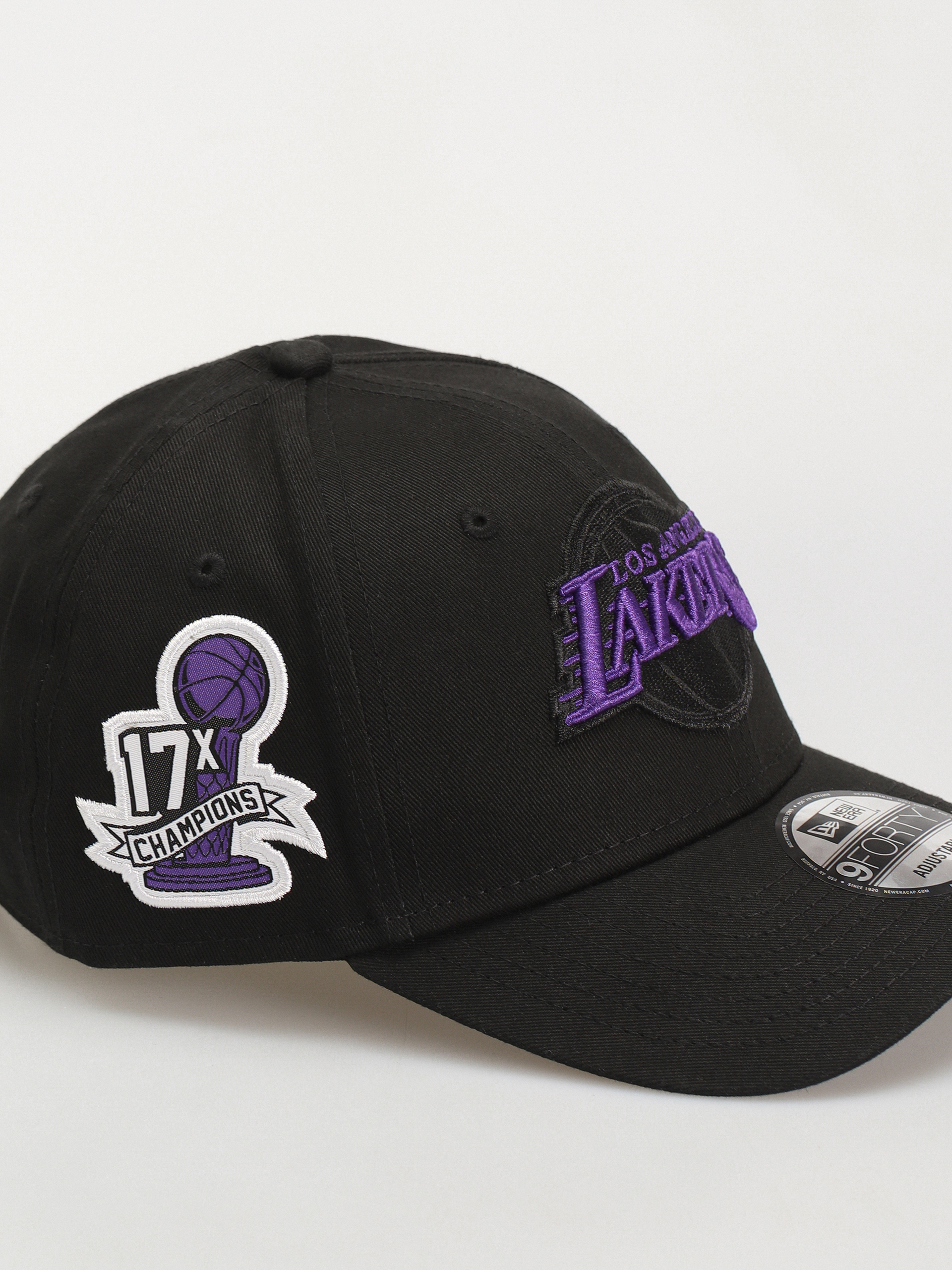 New Era Side Patch 9Forty Los Angeles Lakers Baseball sapka (black/purple)