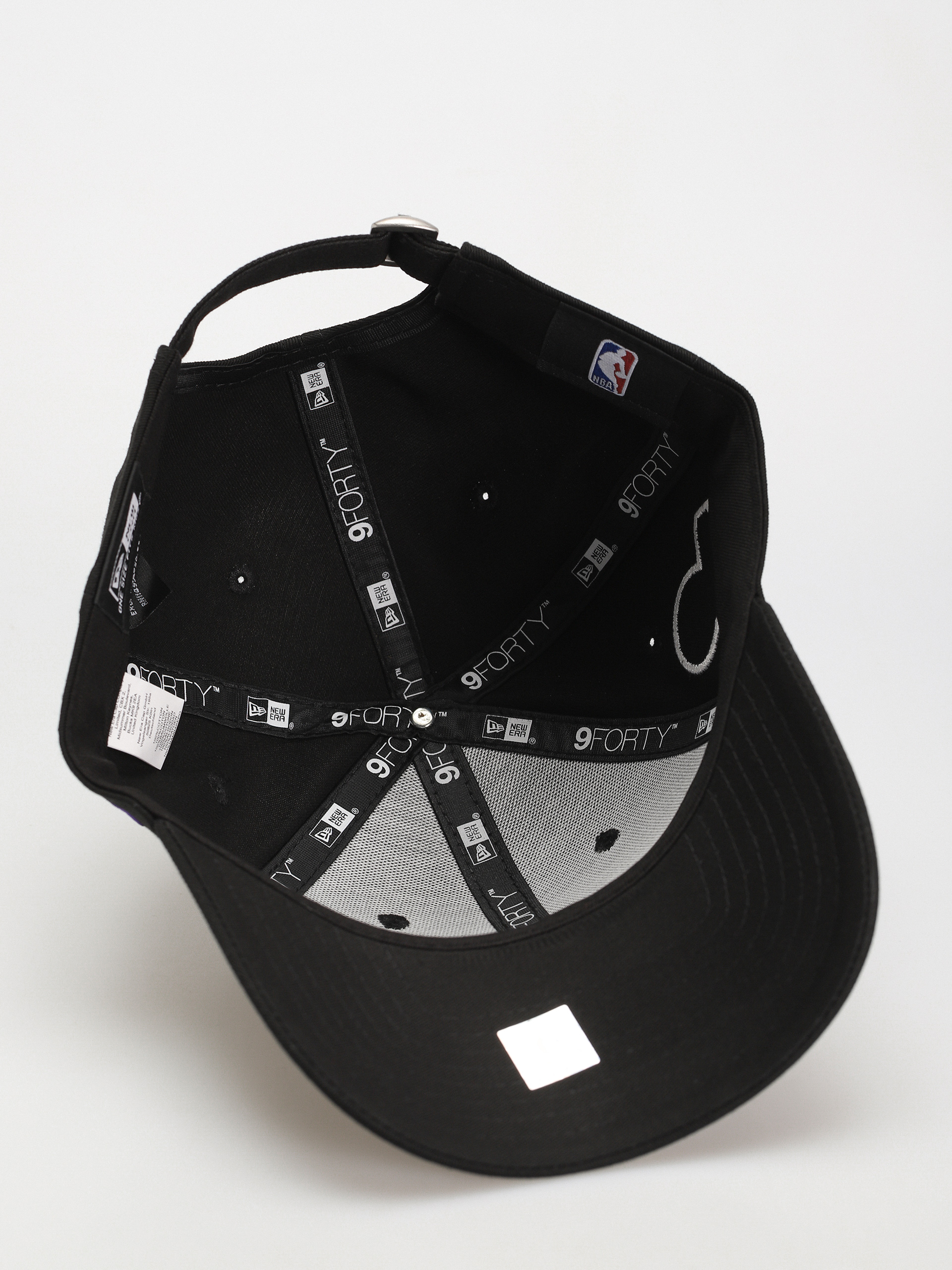New Era Side Patch 9Forty Los Angeles Lakers Baseball sapka (black/purple)