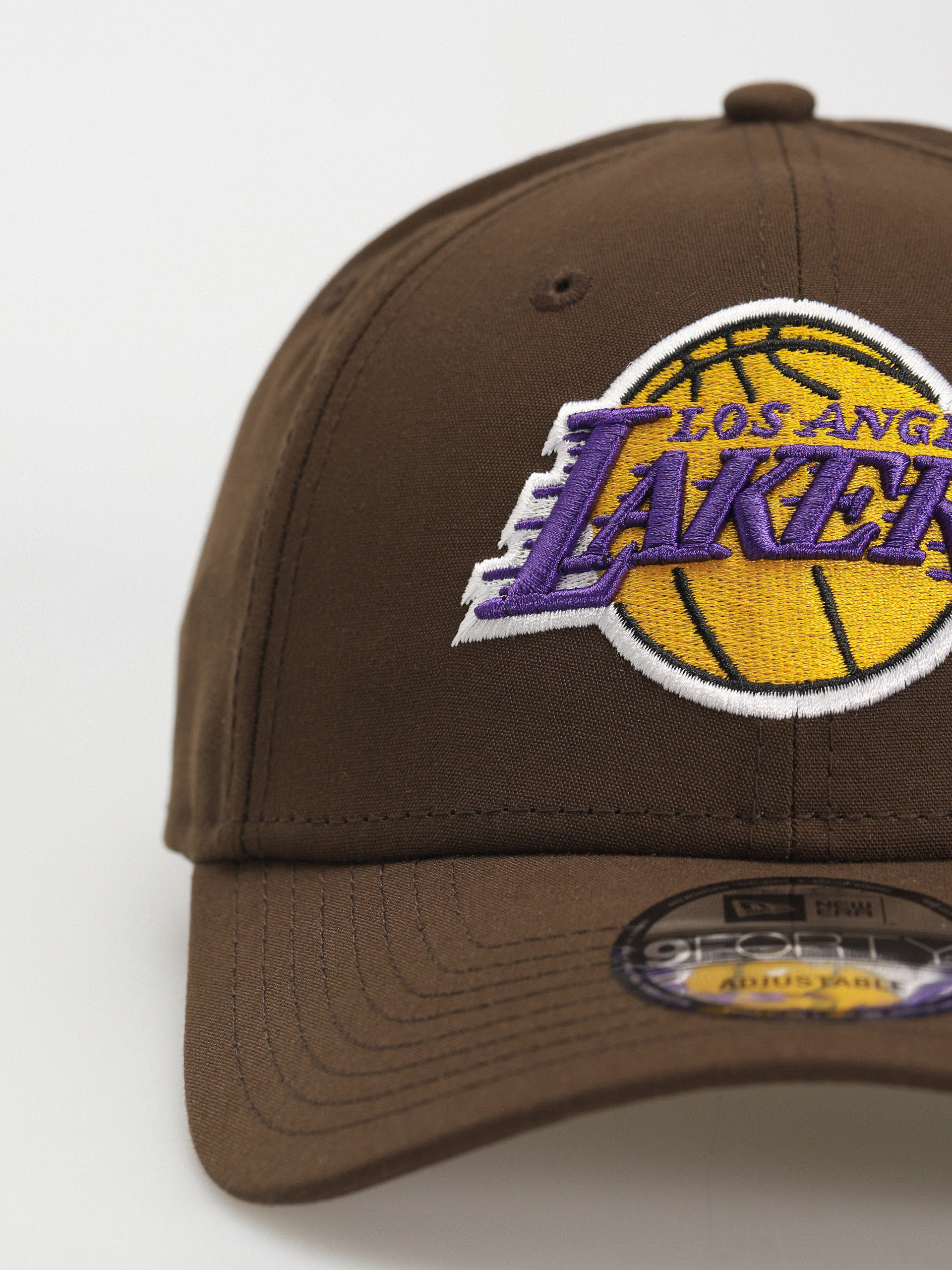 New Era Repreve 9Forty Los Angeles Lakers Baseball sapka (brown)