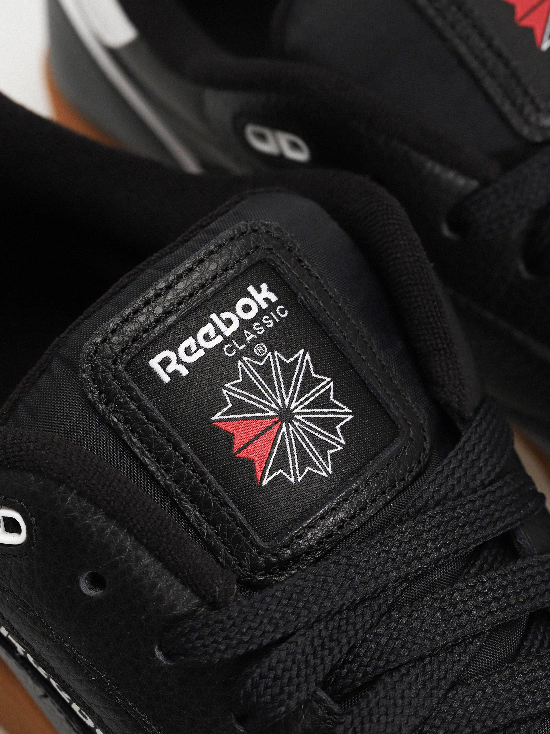 Reebok Club C Bulc Cipők (black/ftwwht/rbkg03)