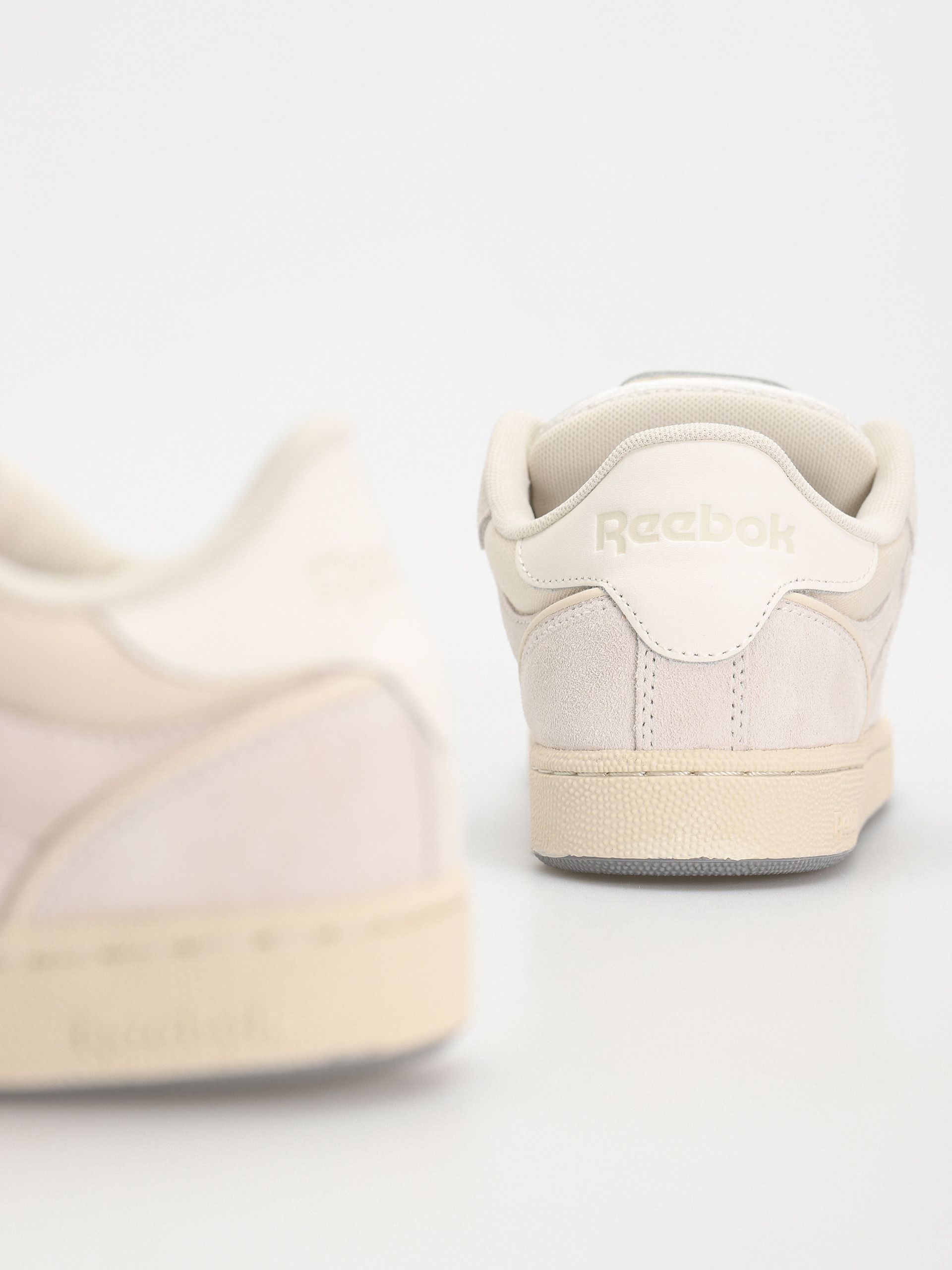 Reebok Club C Bulc Wmn Cipők (chalk/alabas/pugry5)