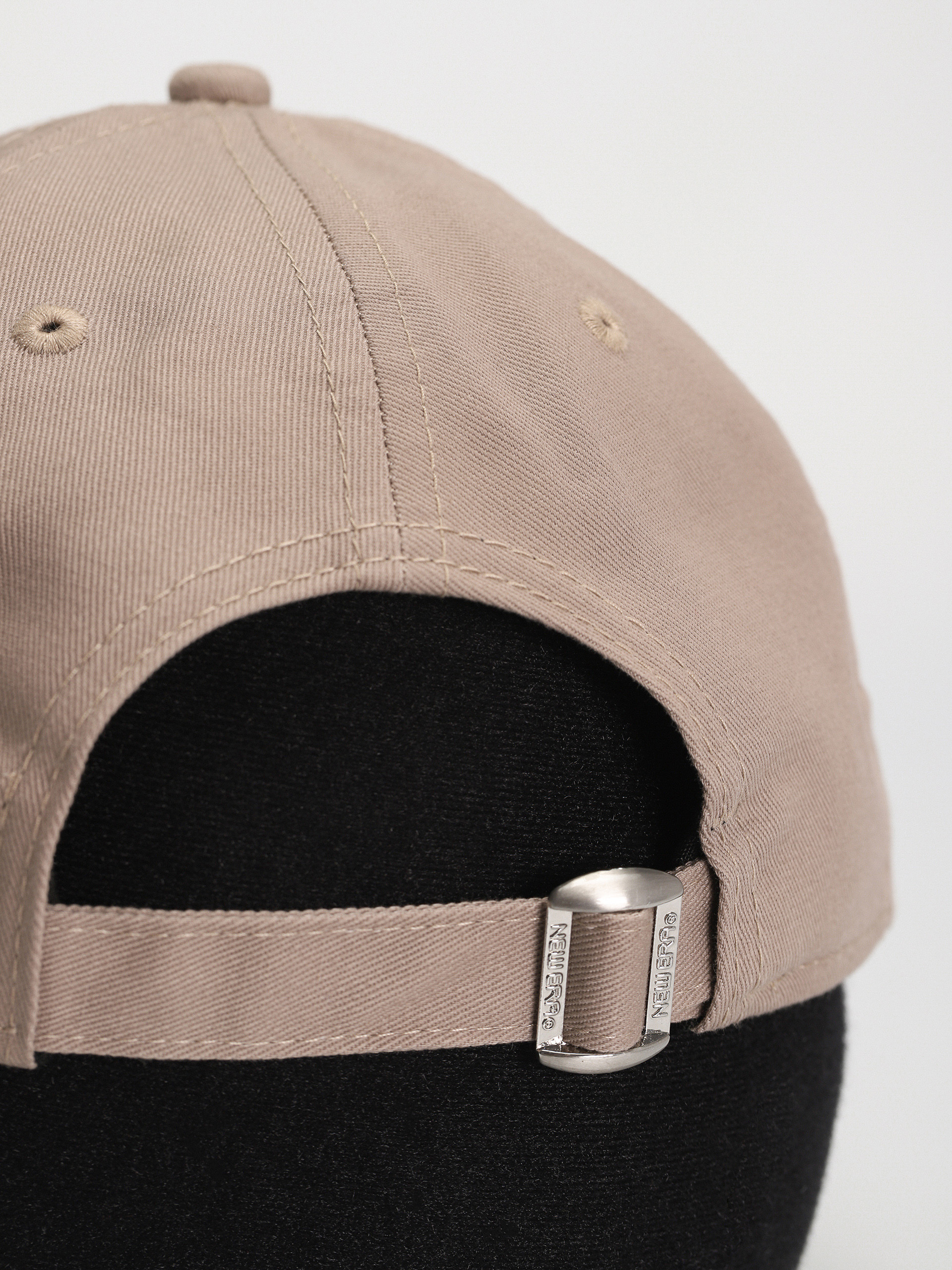 New Era League Essential 9Twenty New York Yankees Baseball sapka (camel)