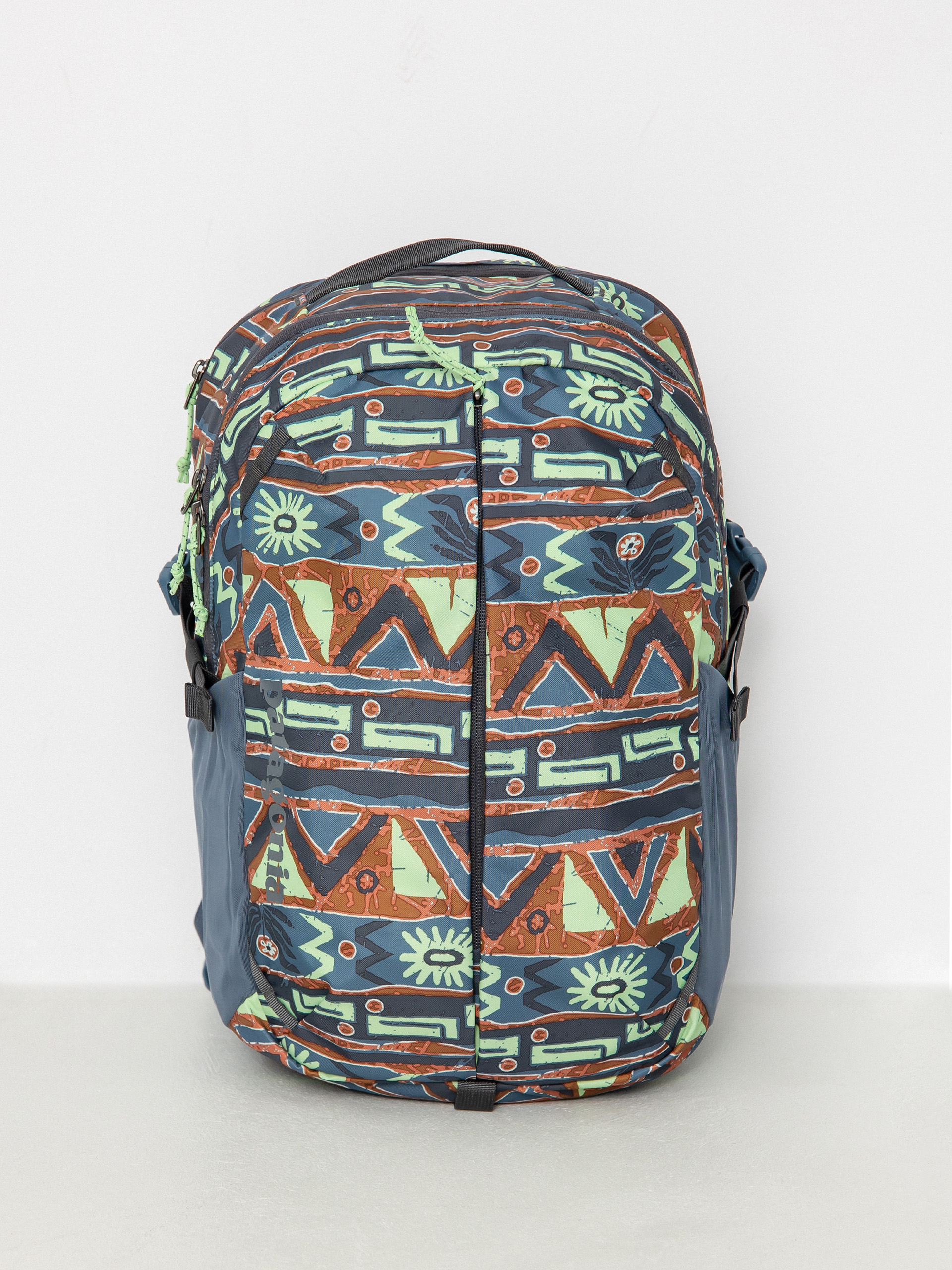 Hátizsák Patagonia Refugio Day Pack 26L (high hopes geo forge grey)