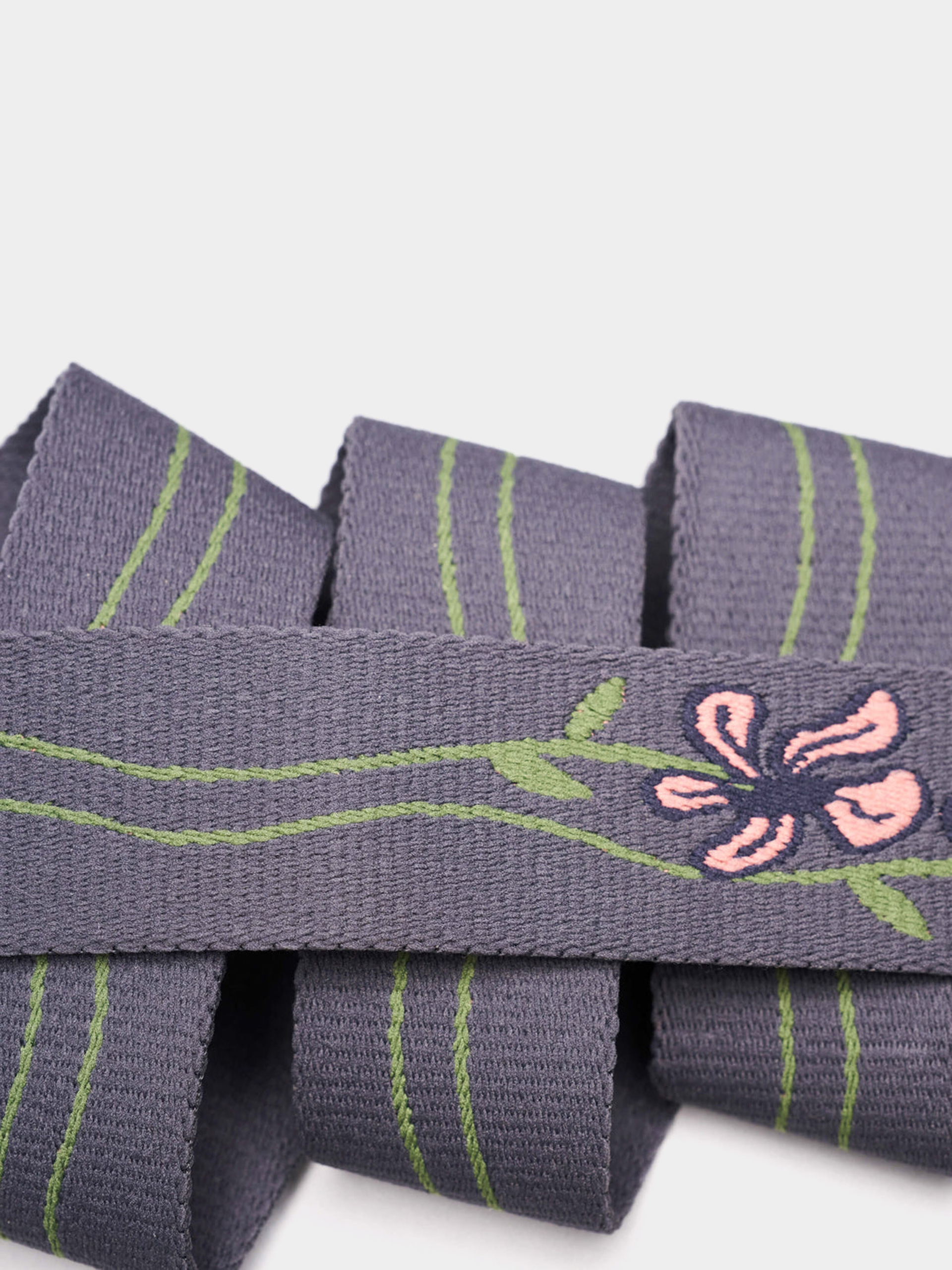 Öv Arcade Hannah Eddy Find Your Own Flow (charcoal)