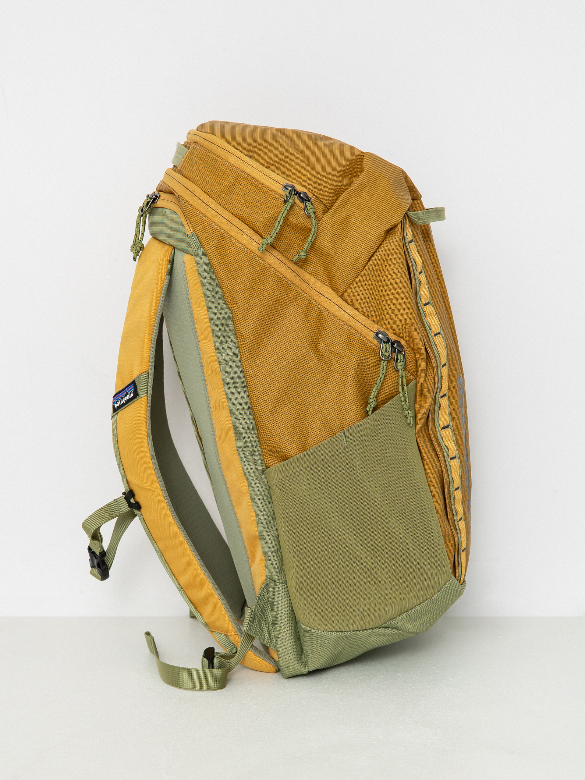 Hátizsák Patagonia Black Hole Pack 32L (pufferfish gold)