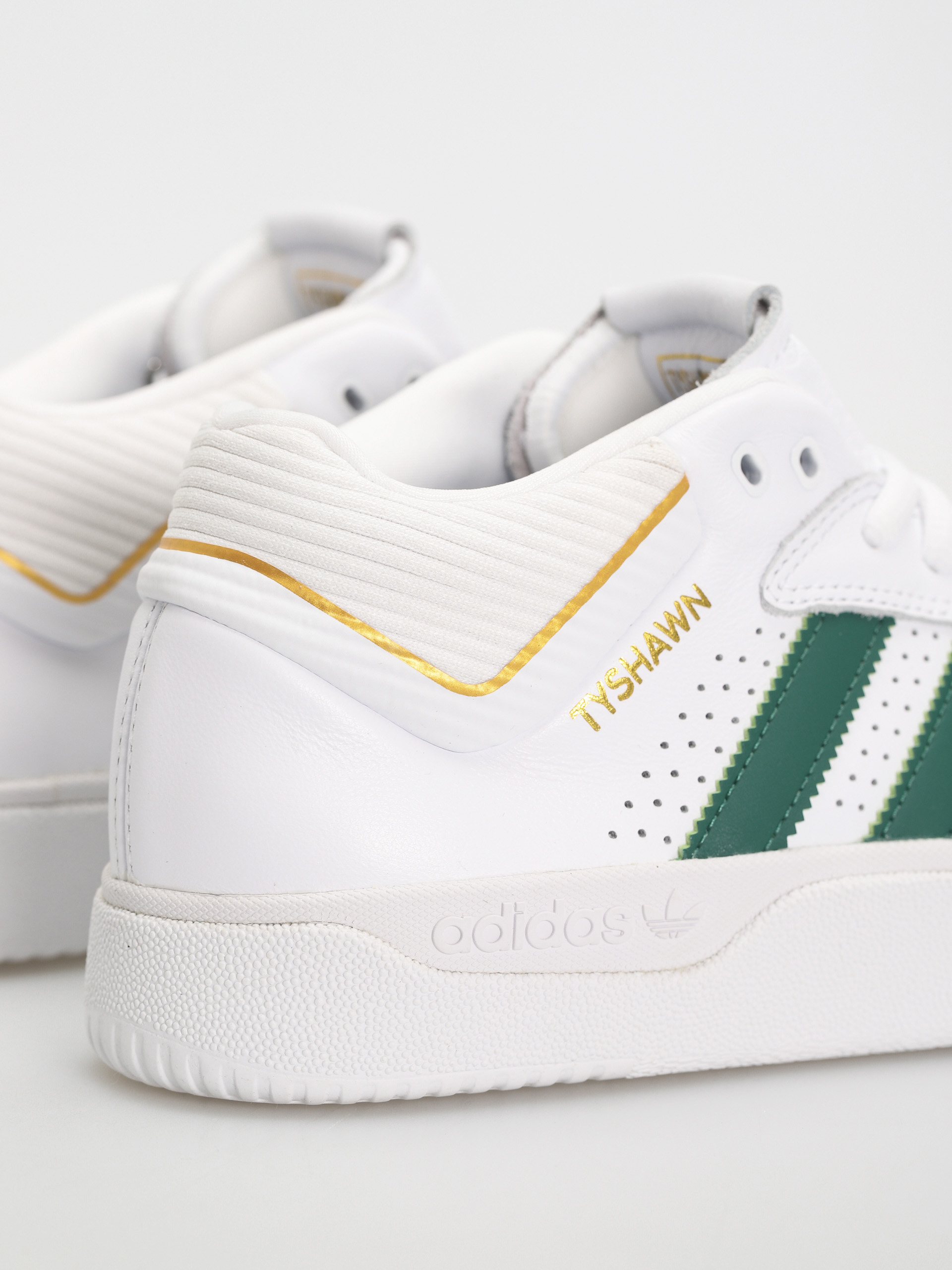 adidas Tyshawn Cipők (ftwwht/drkgrn/blubir)