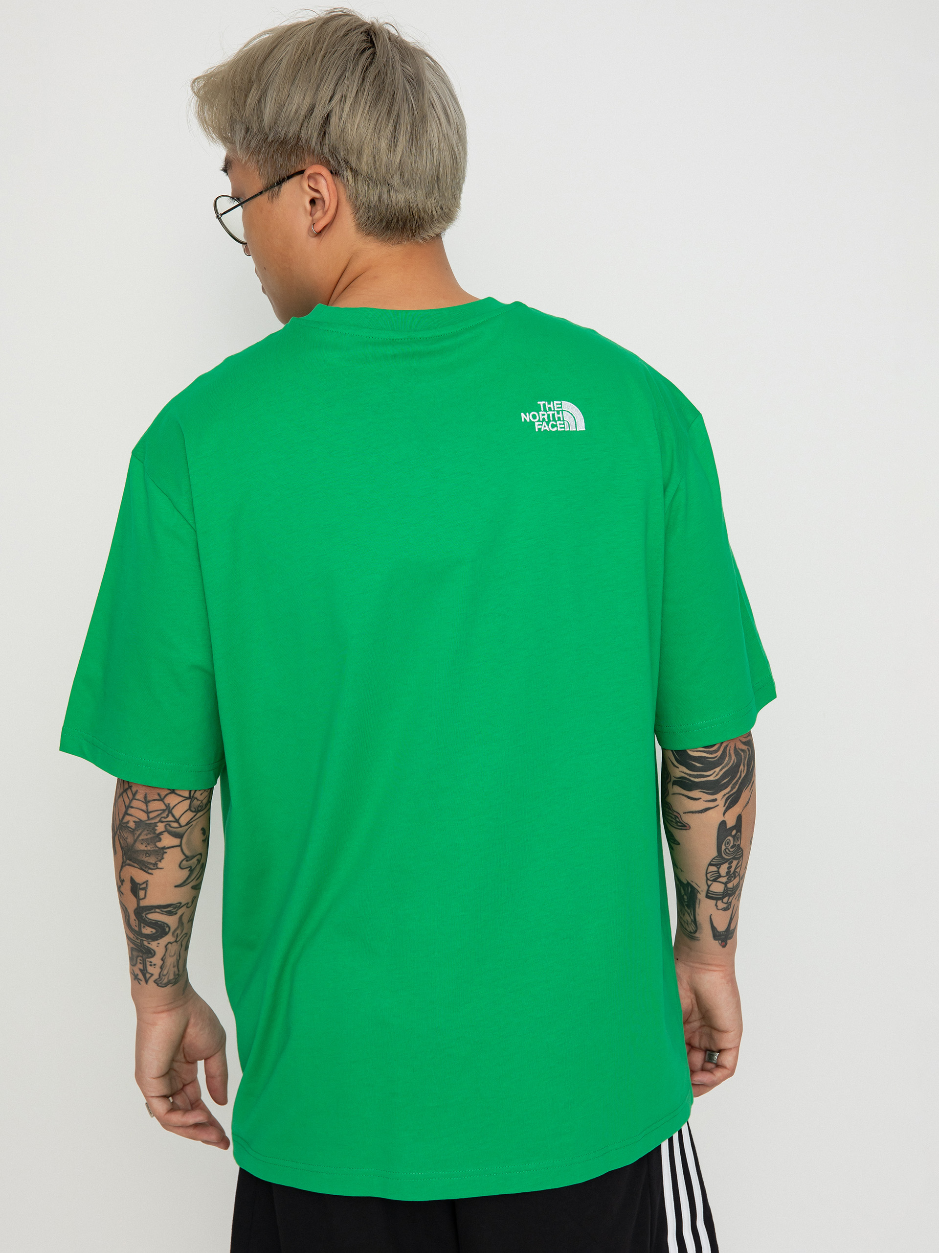 The North Face Essential Oversize Póló (optic emerald)