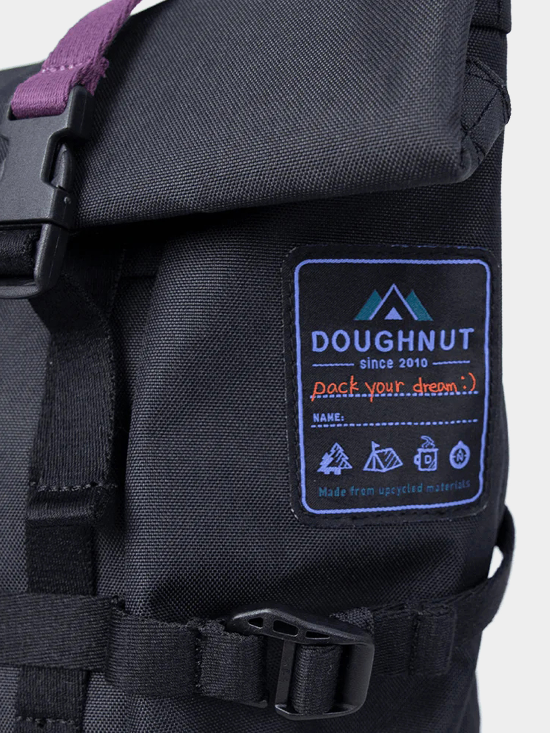 Hátizsák Doughnut Paratrooper Happy Camper Series (black)