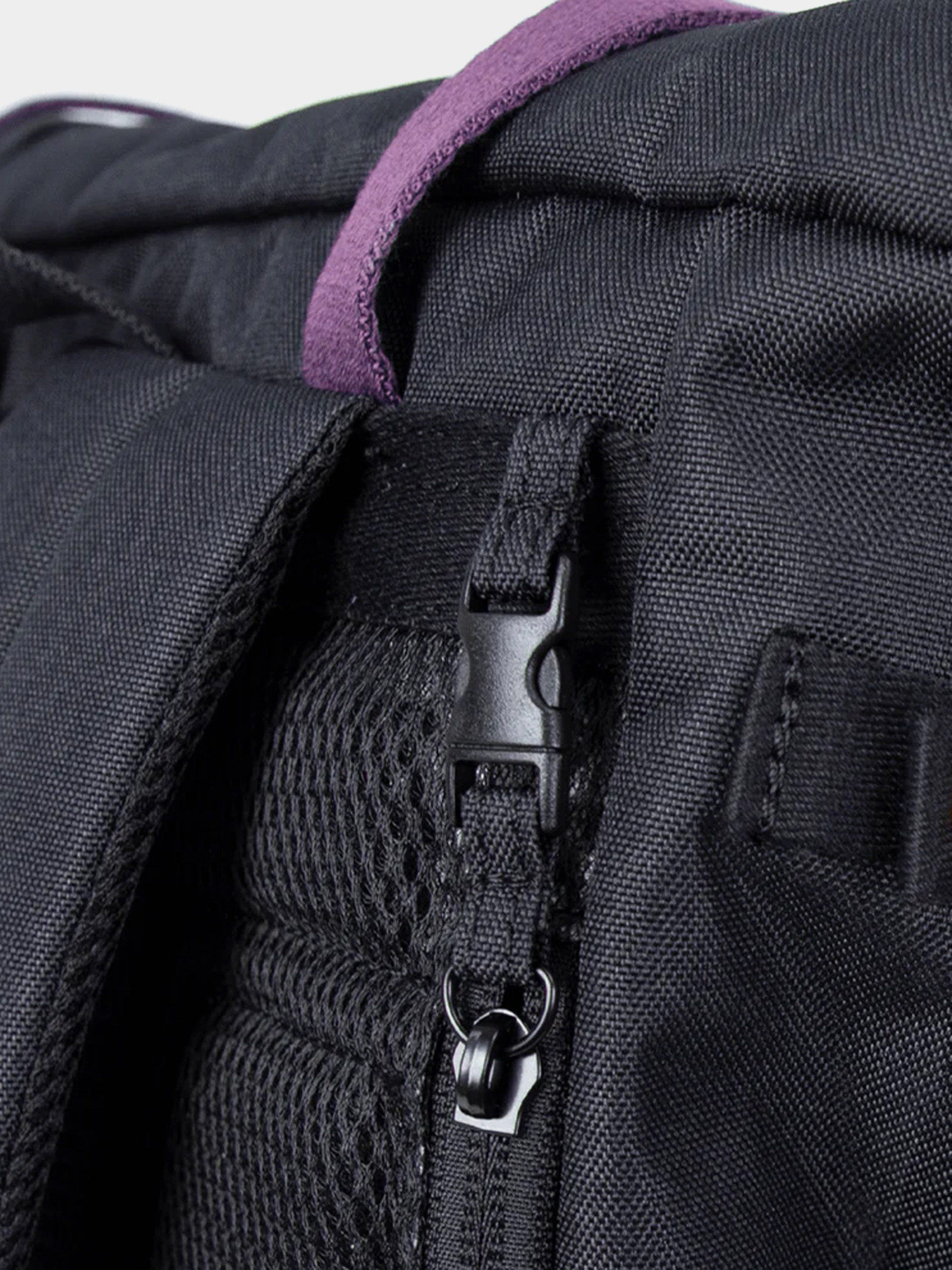 Hátizsák Doughnut Paratrooper Happy Camper Series (black)