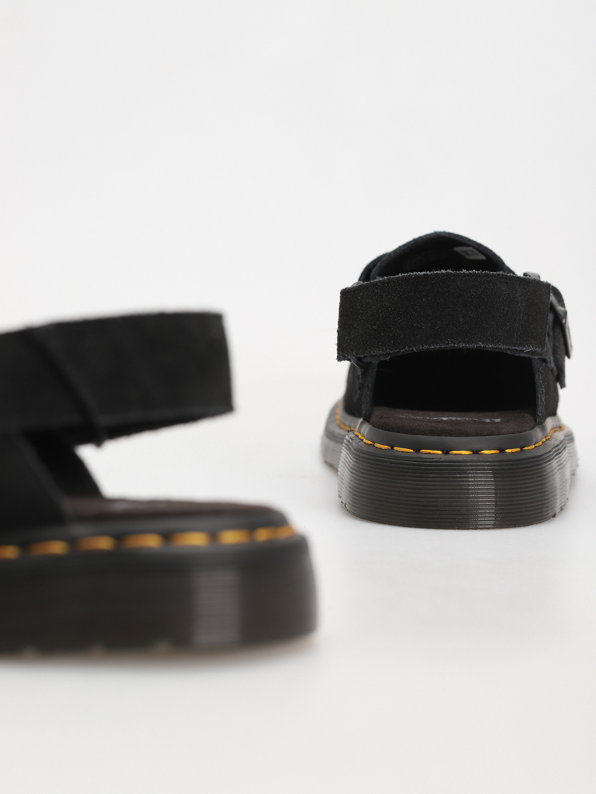 Cipők Dr. Martens Jorge II (black e.h. suede)