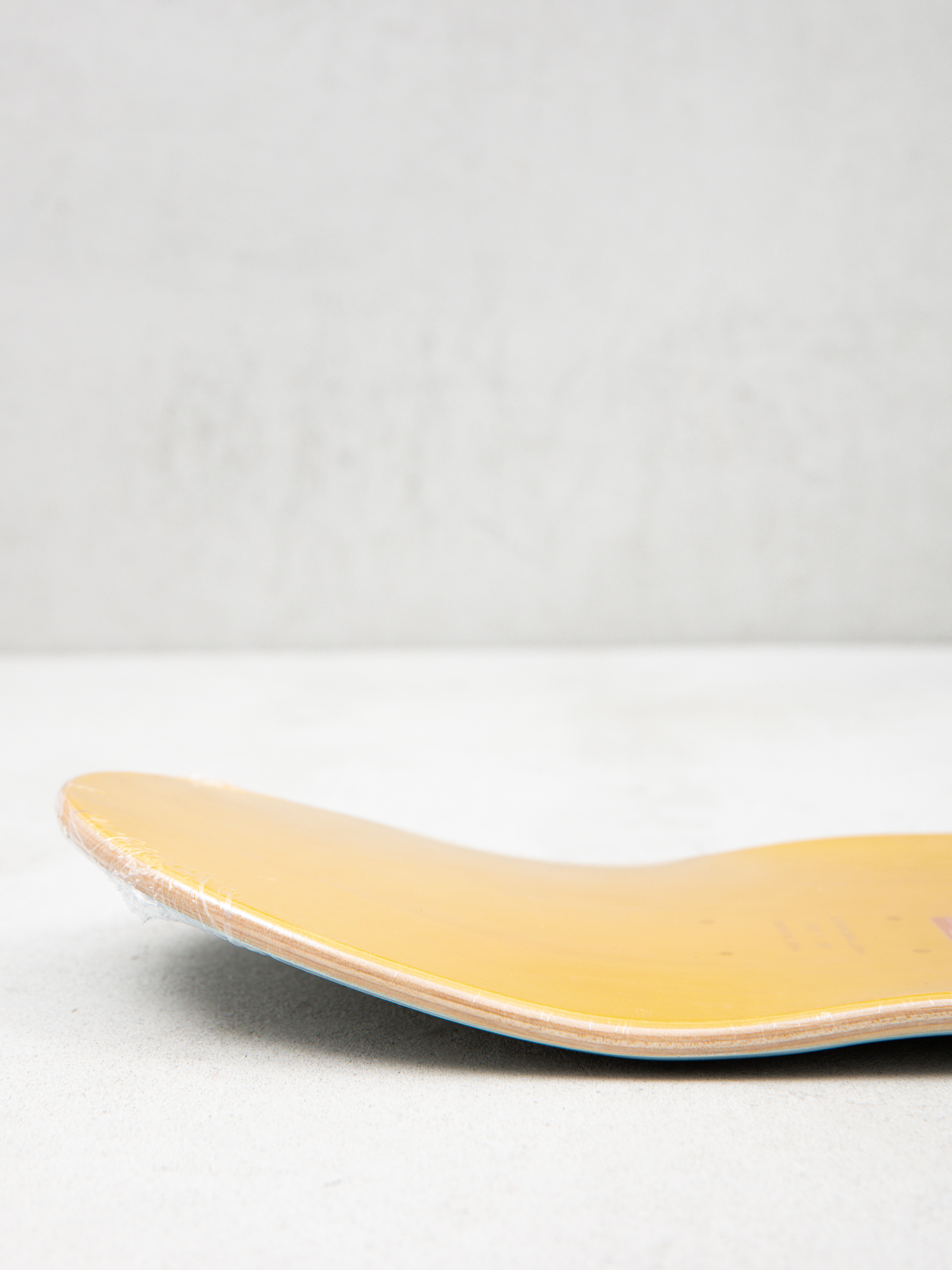 Element Endangered Ethan Loy Gördeszka lap (assorted)