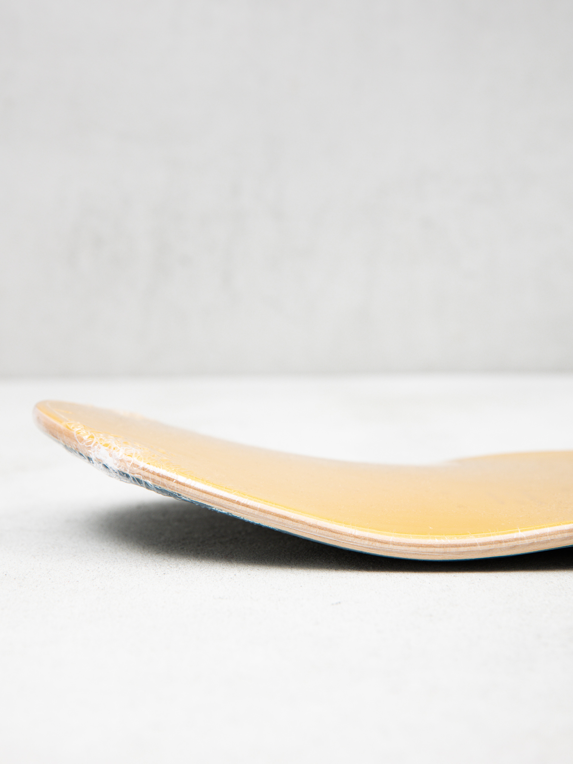 Element Motion Gabriel Fortunato Gördeszka lap (assorted)