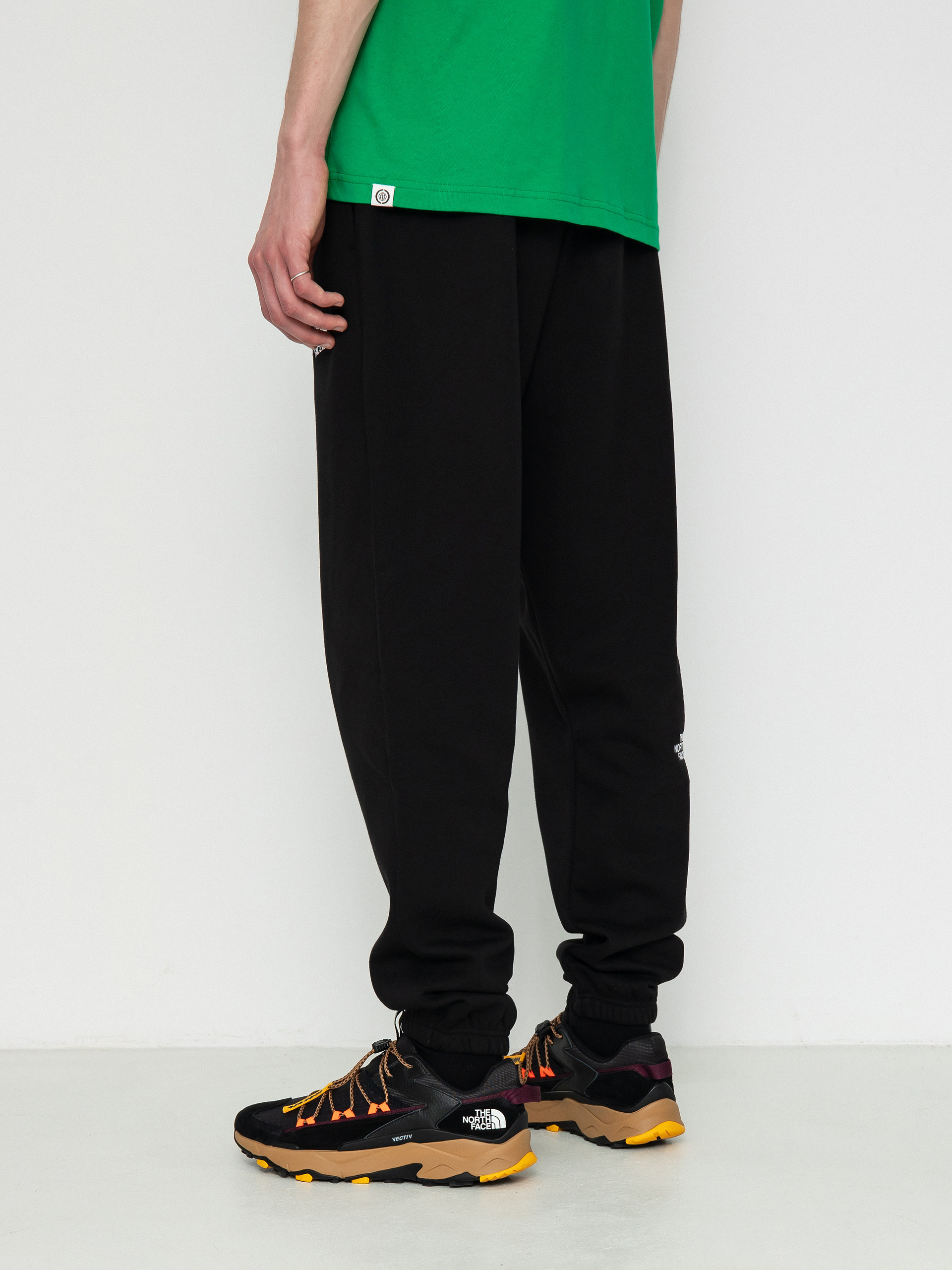 Kisnadrág The North Face Essential Jogger (tnf black)