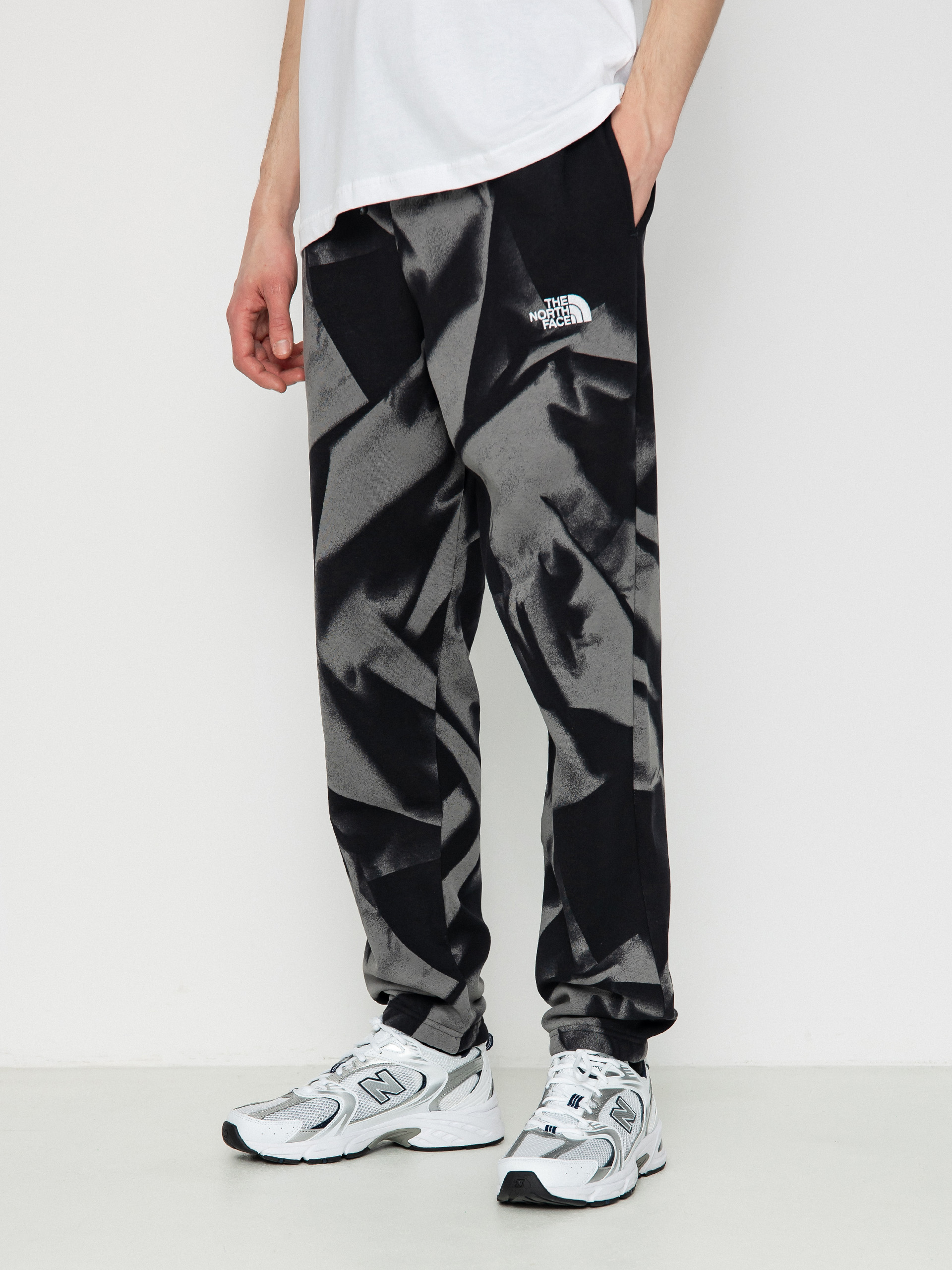 The North Face Essential Jogger Print Kisnadrág (smoked pearl garment fo)