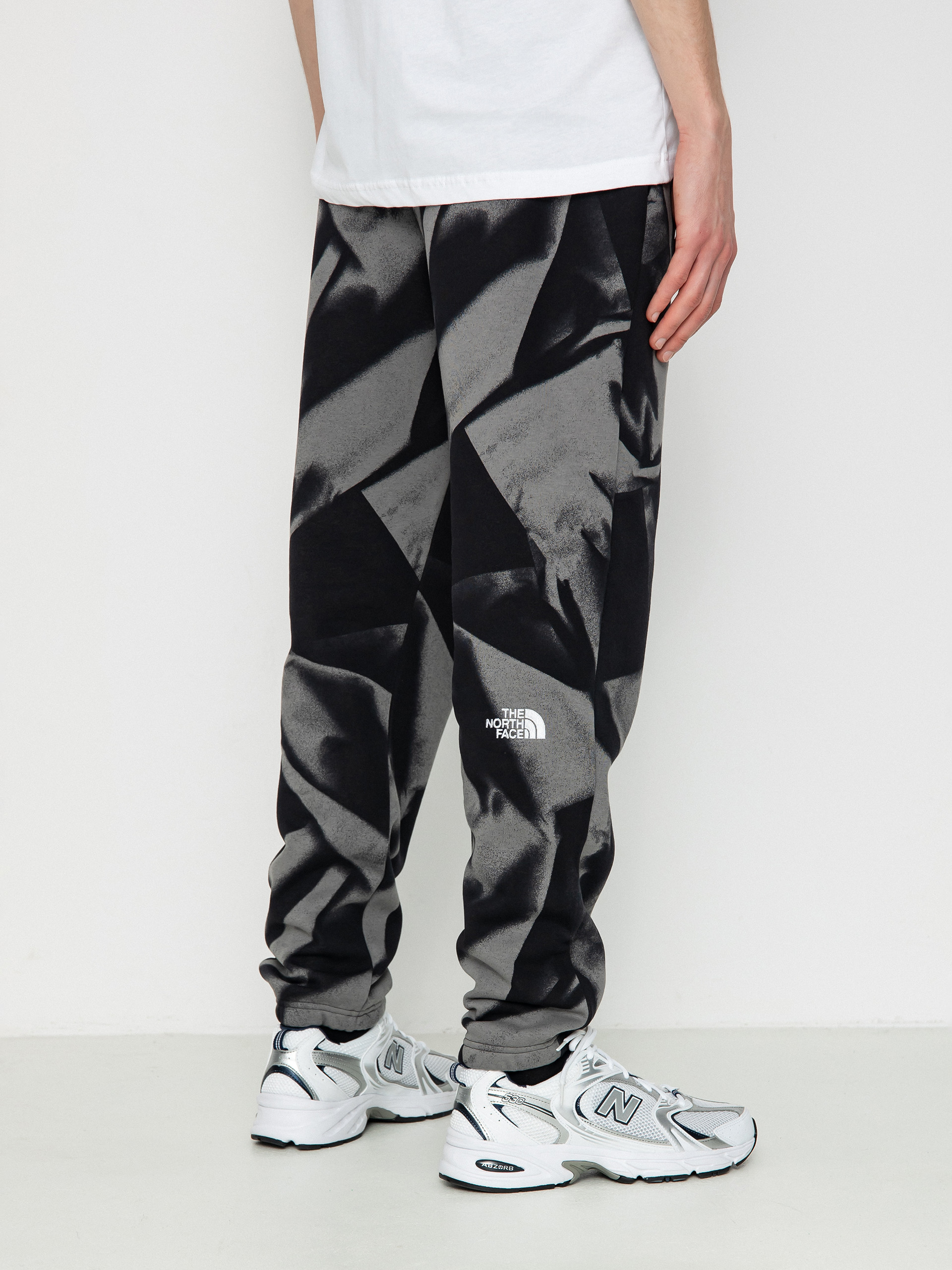 The North Face Essential Jogger Print Kisnadrág (smoked pearl garment fo)