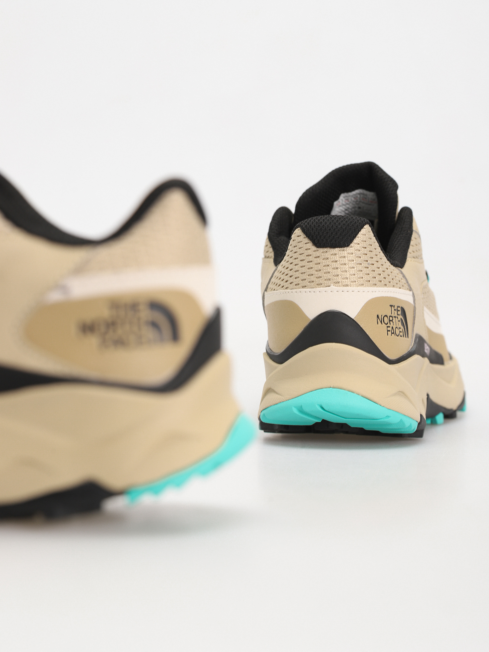 The North Face Vectiv Taraval Cipők (gravel/khaki stone)