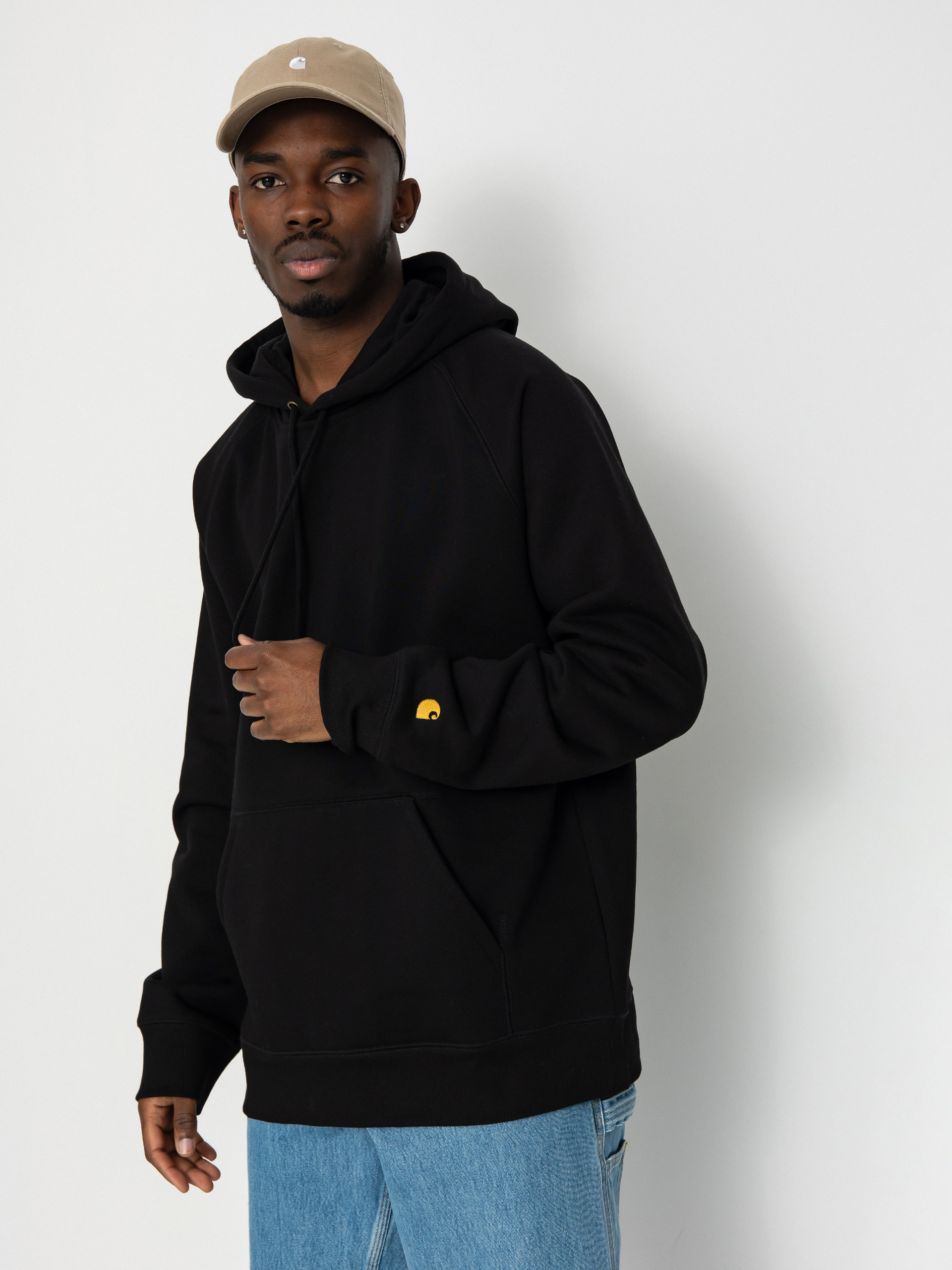 Kapucnis pulóver Carhartt WIP Chase HD (black/gold)