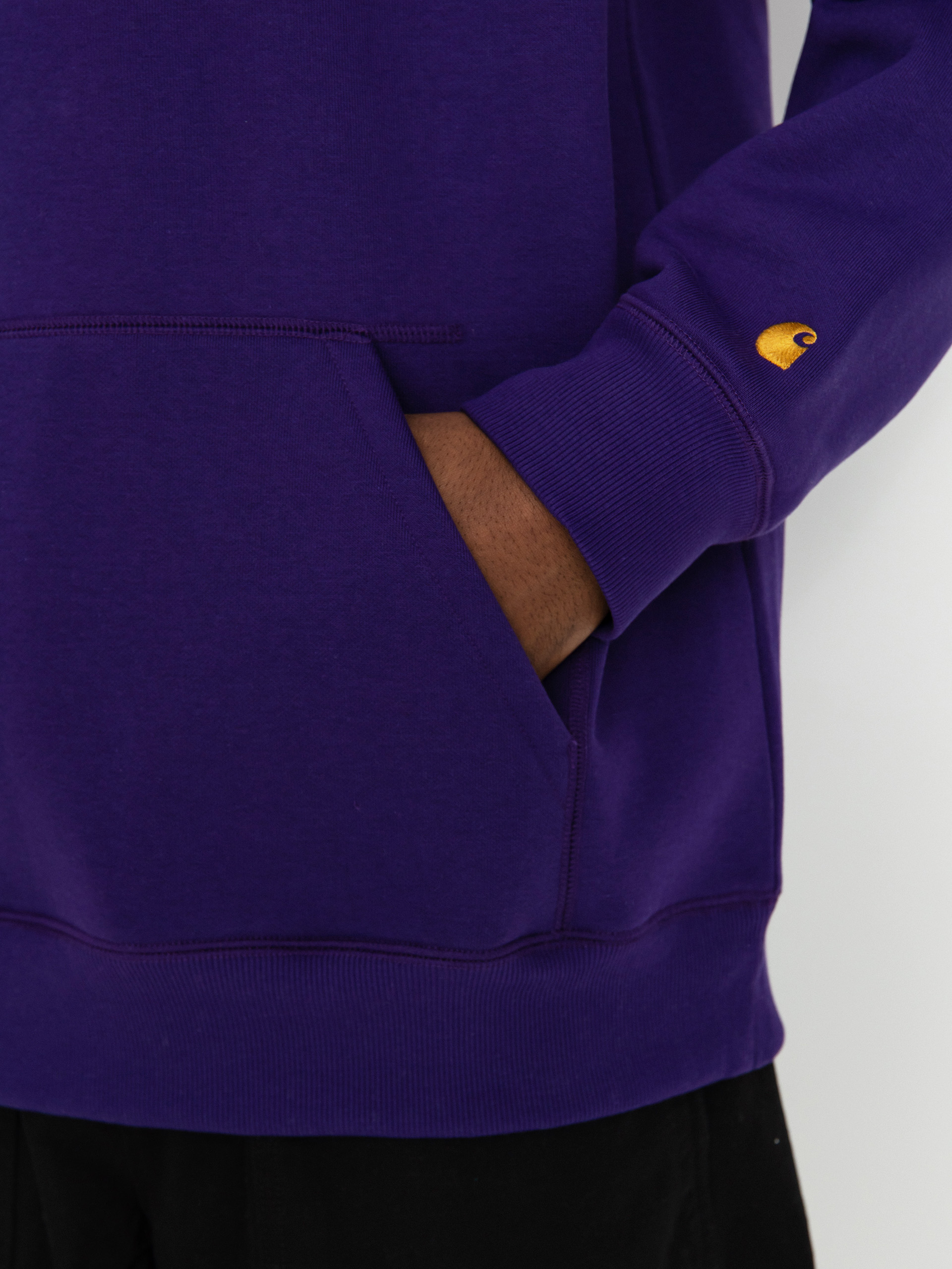 Kapucnis pulóver Carhartt WIP Chase HD (tyrian/gold)