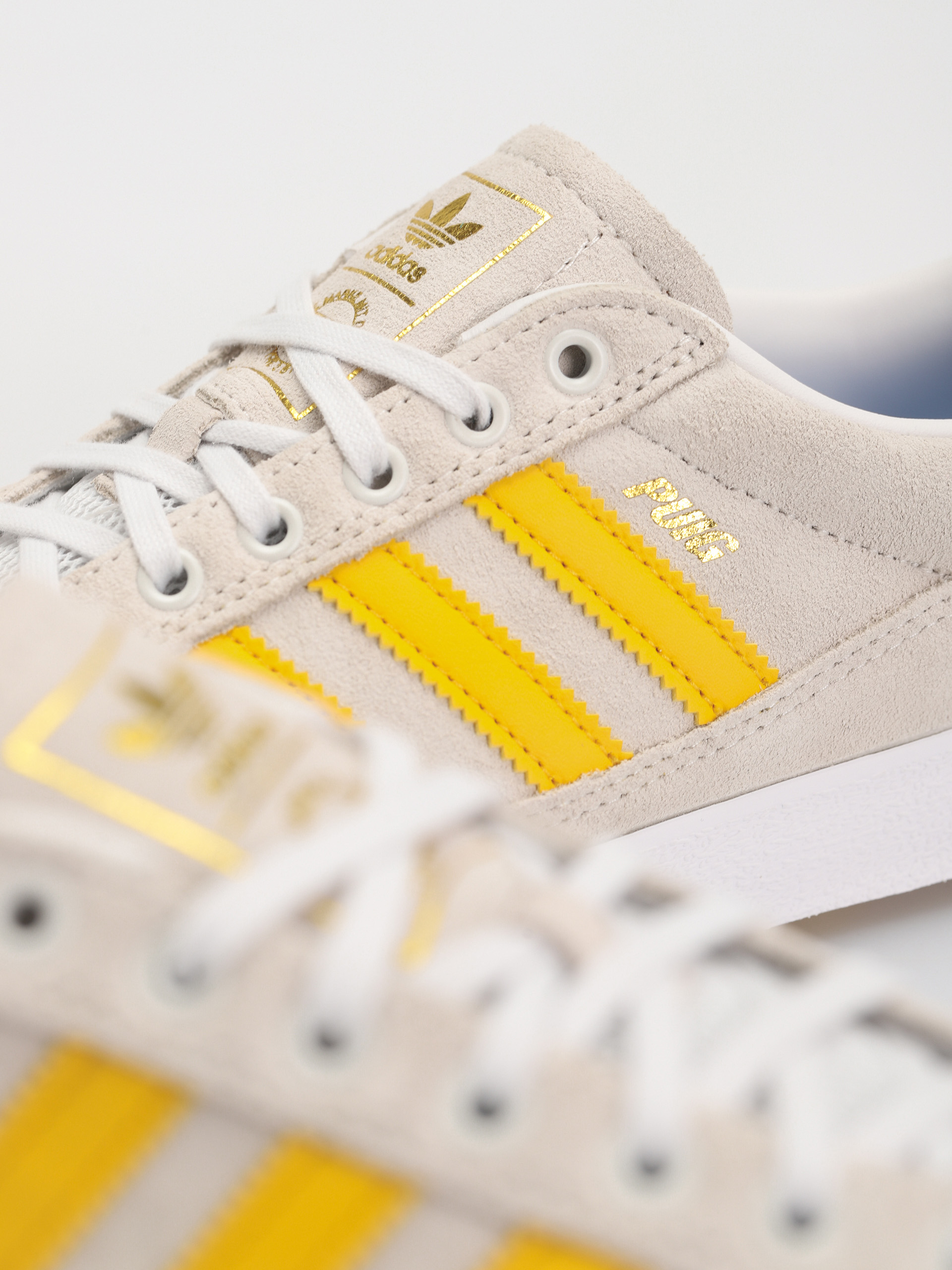 adidas Puig Indoor Cipők (crywht/bogold/ftwwht)