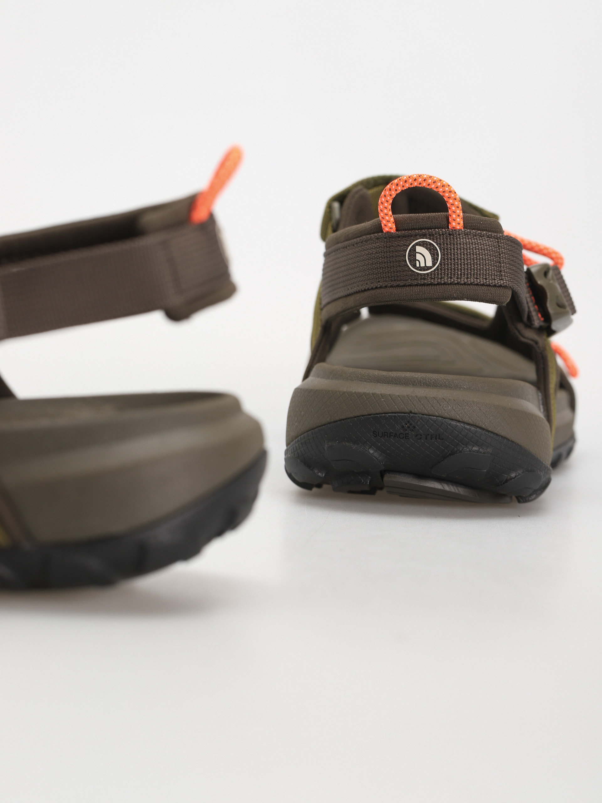 The North Face Explore Camp Szandálok (forest olive/new taupe)