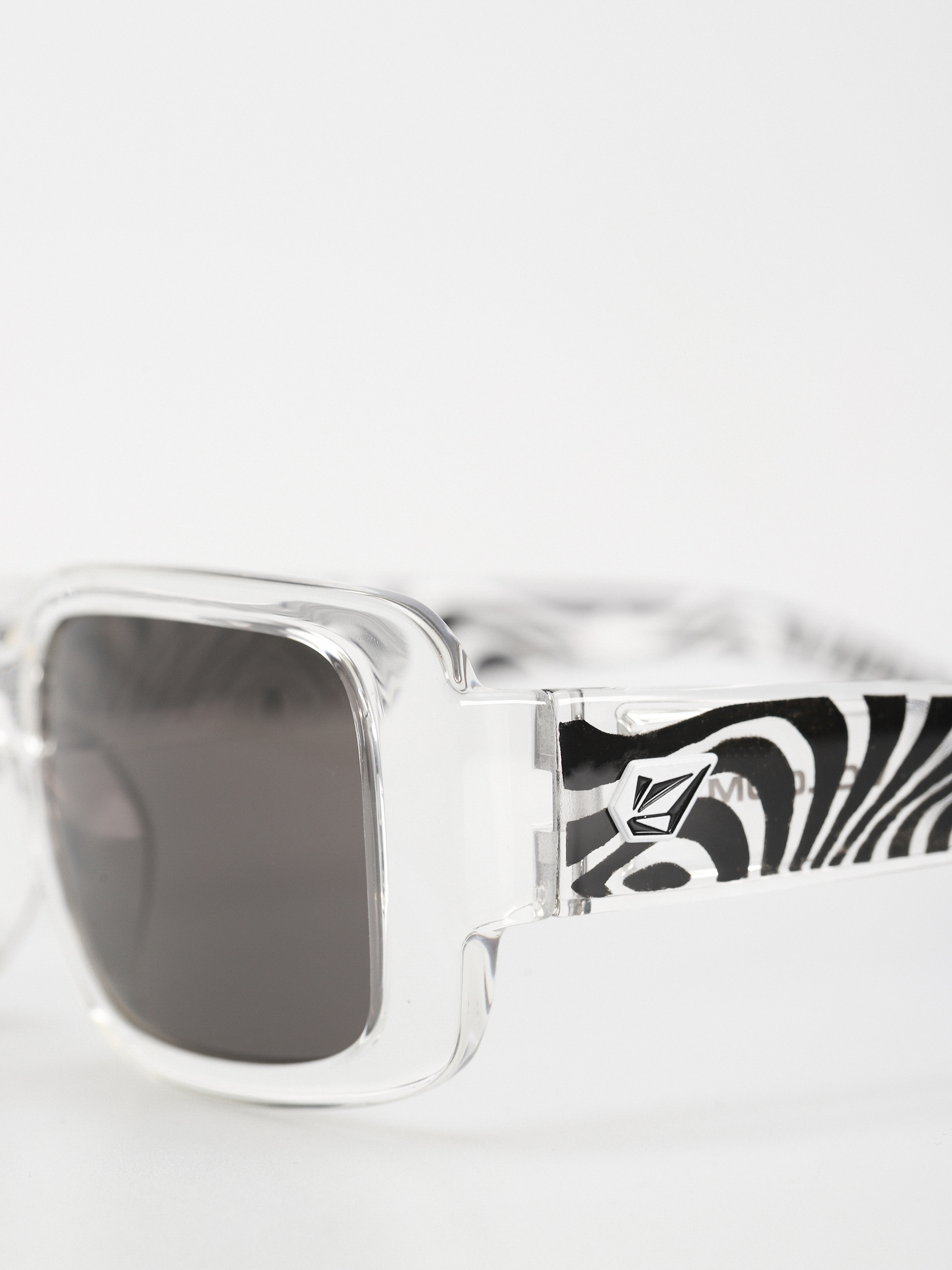 Napszemüvegek Volcom True (asphalt beach/gray)