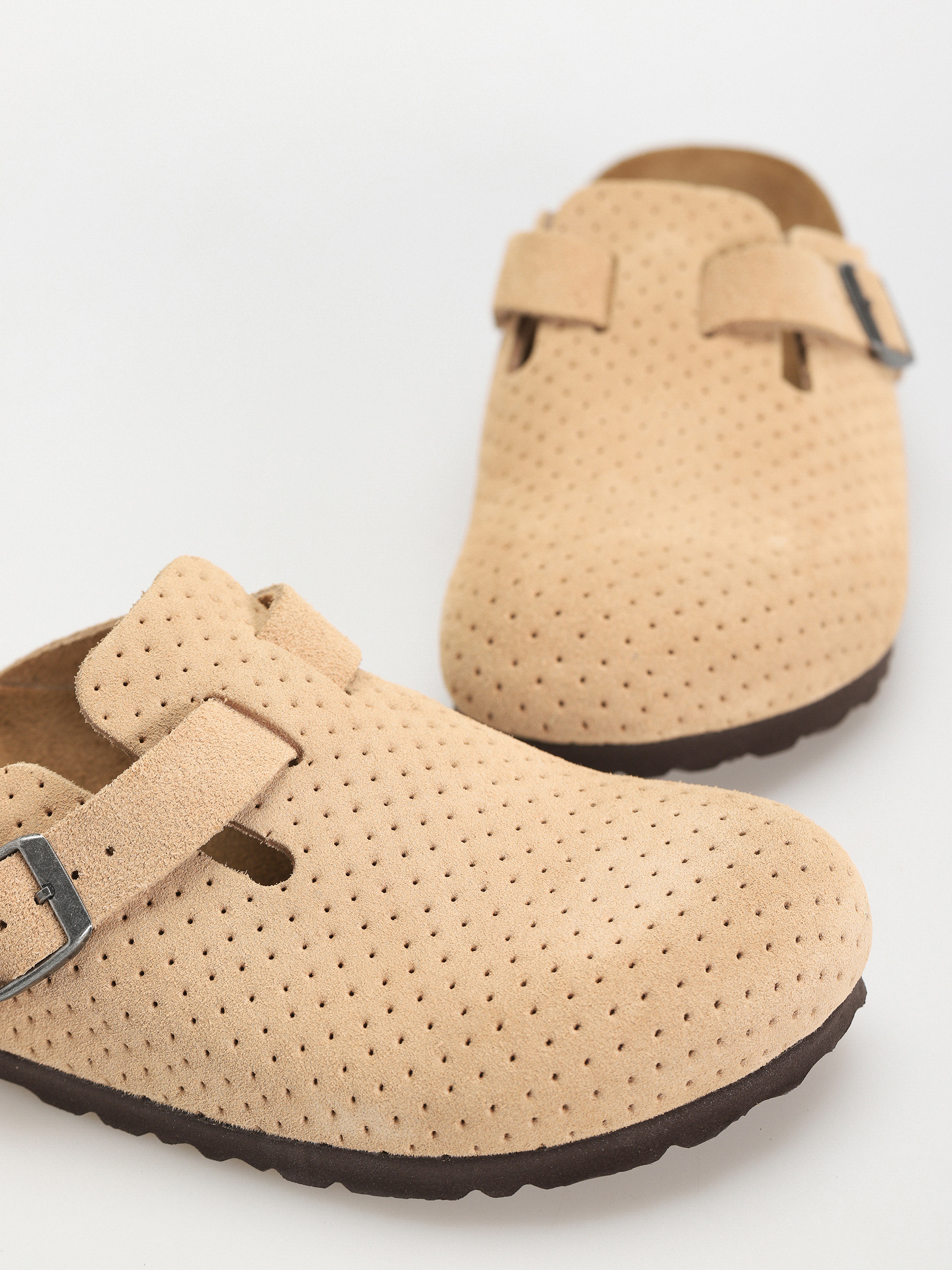 Flip-flop papucsok Birkenstock Boston Suede Embossed Narrow Wmn (emboss dots new beige)