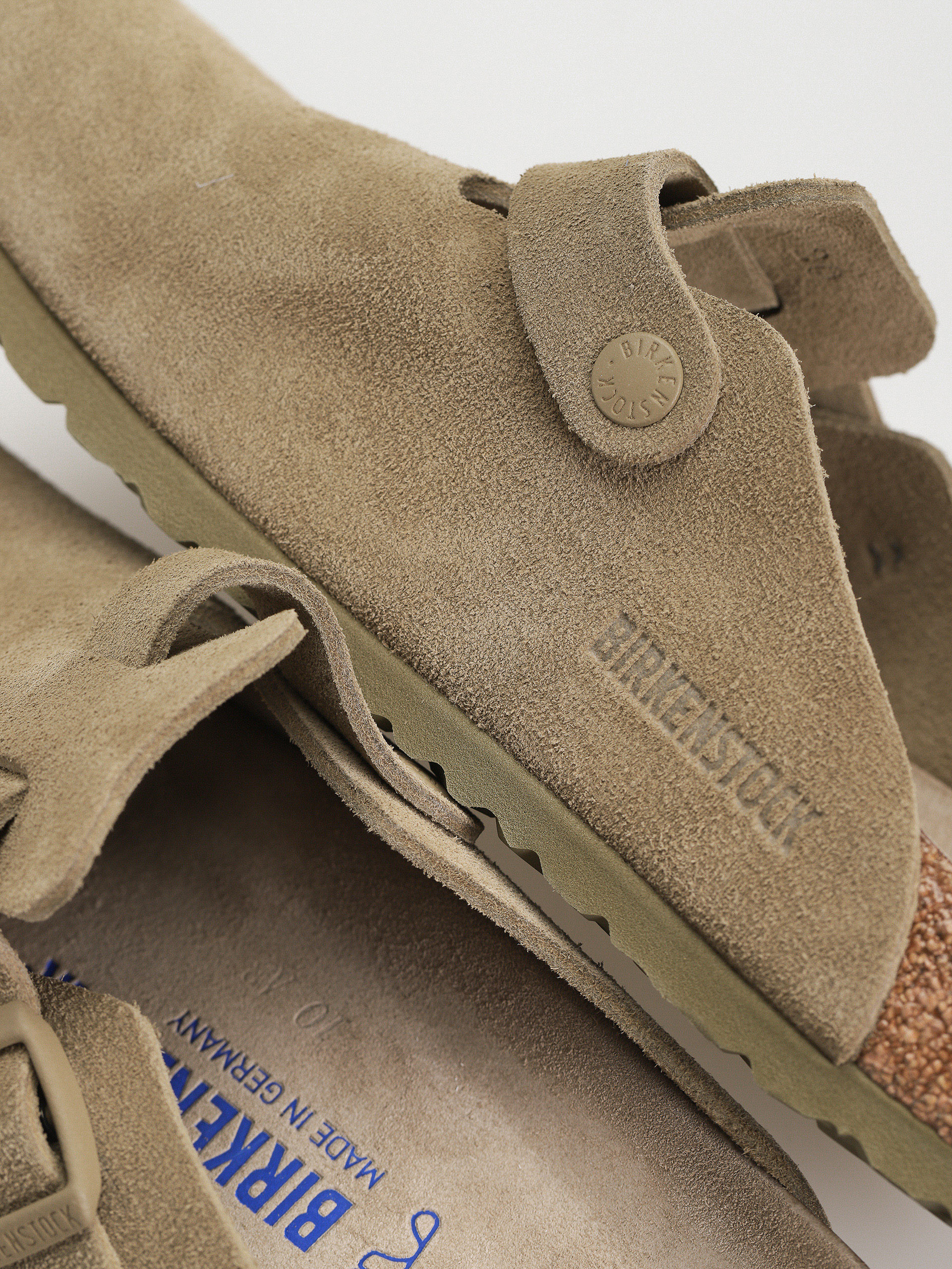 Flip-flop papucsok Birkenstock Boston Suede Leather Regular (faded khaki)