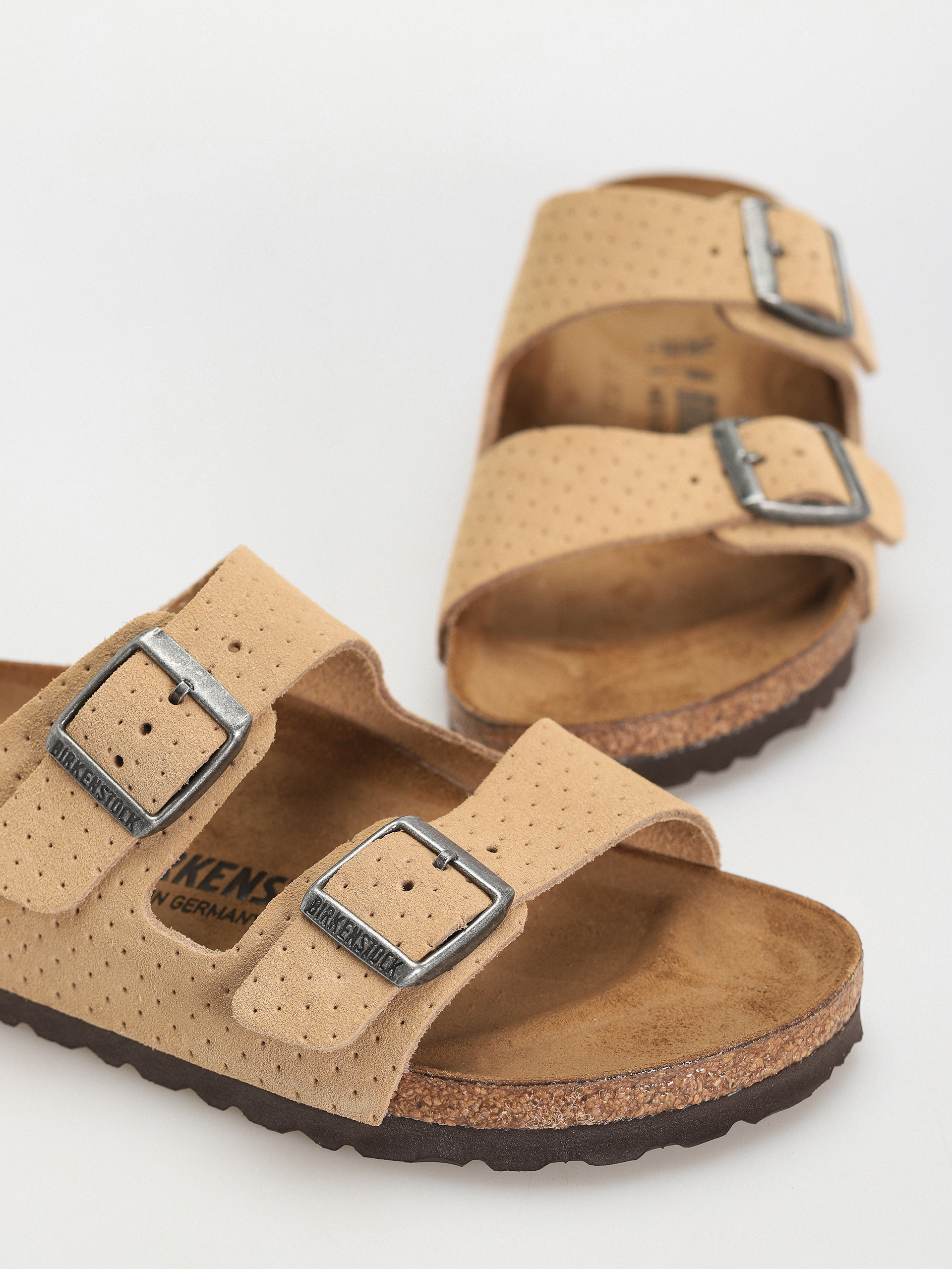 Birkenstock Arizona Suede Embossed Narrow Wmn Flip-flop papucsok (emboss dots new beige)