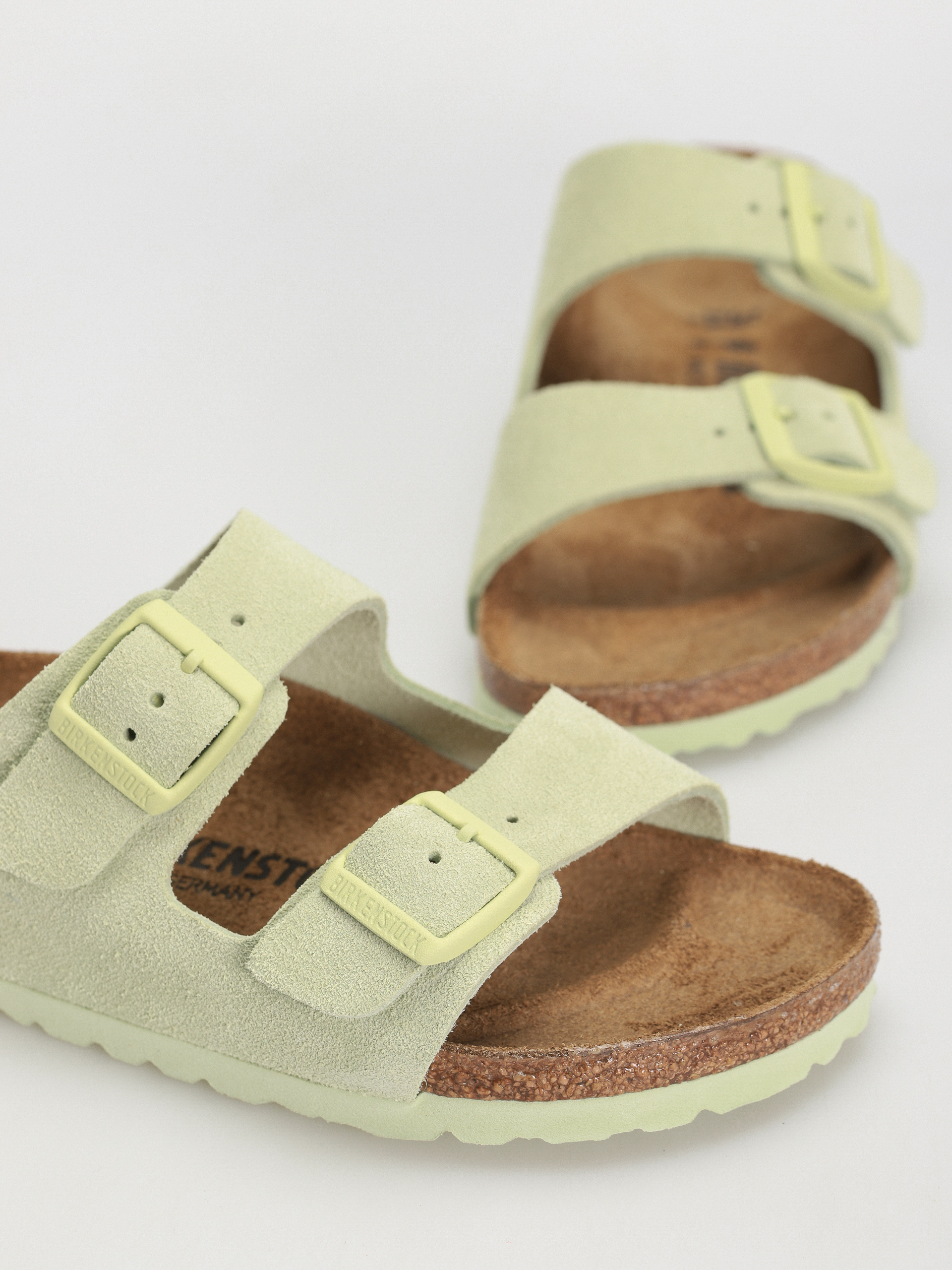 Birkenstock Arizona Suede Leather Narrow Wmn Flip-flop papucsok (faded lime)