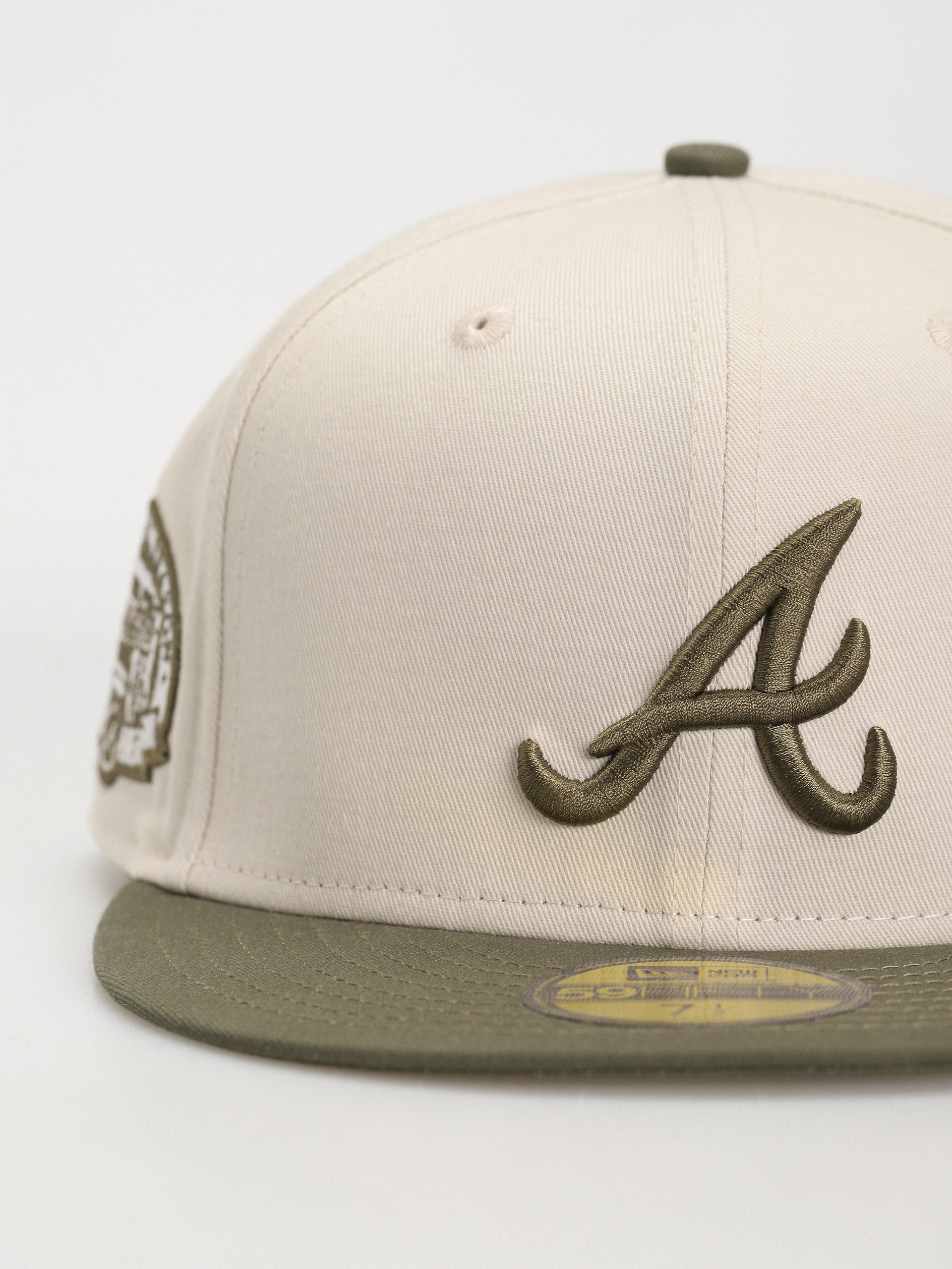 New Era White Crown 59Fifty Atlanta Braves Baseball sapka (khaki/white)