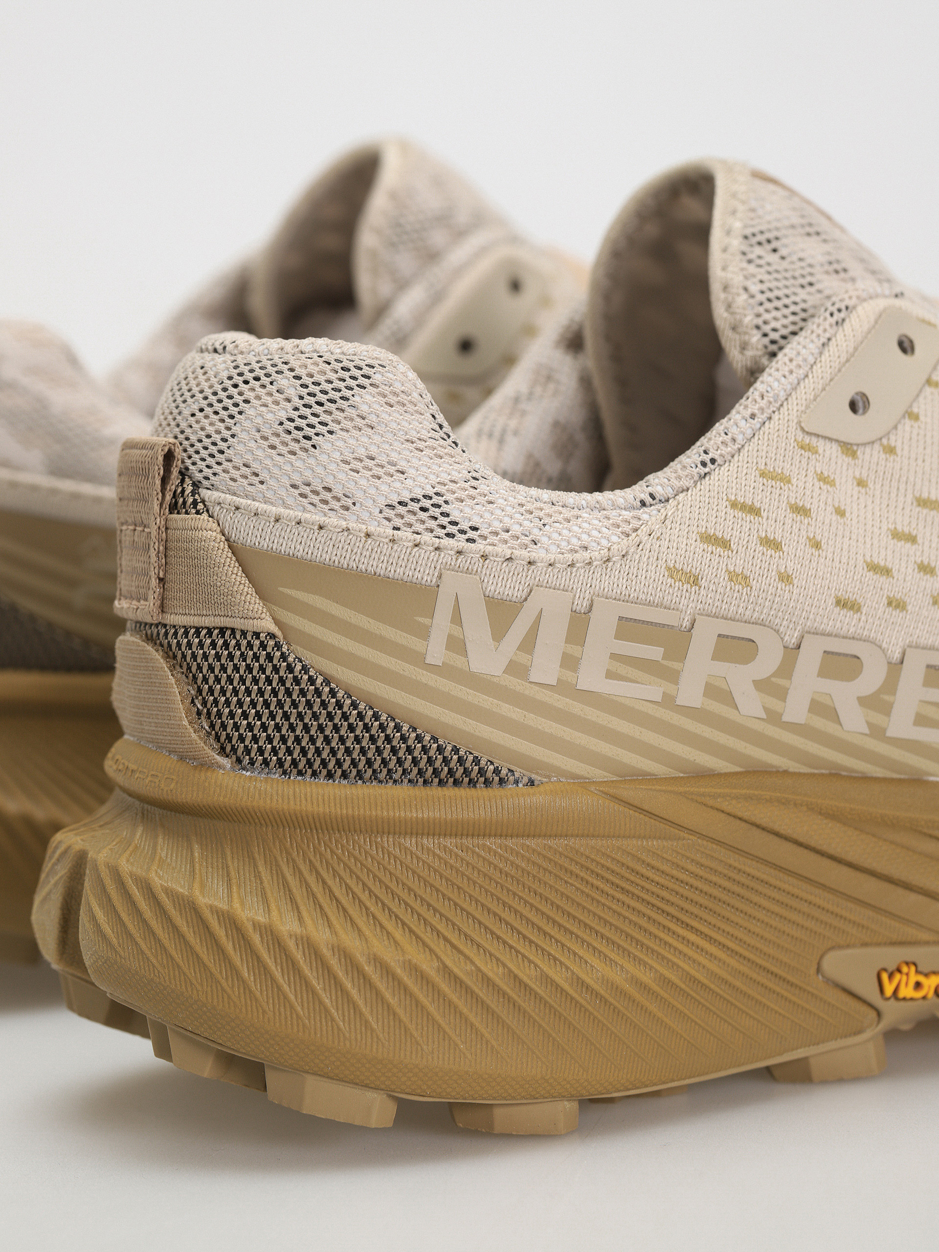 Cipők Merrell Agility Peak 5 (oyster/coyote)