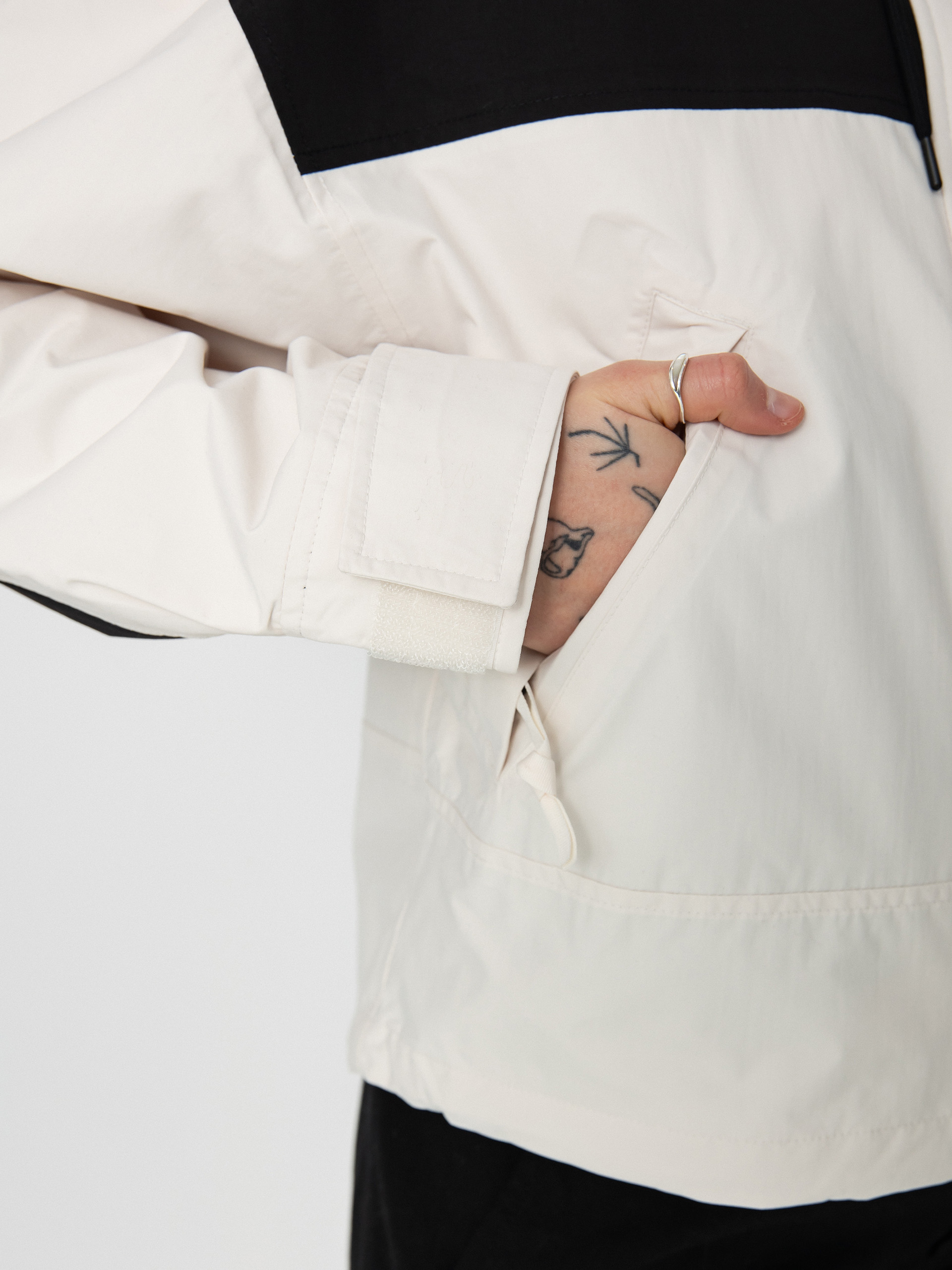 The North Face Reign On Wmn Dzseki (white dune/tnf black)