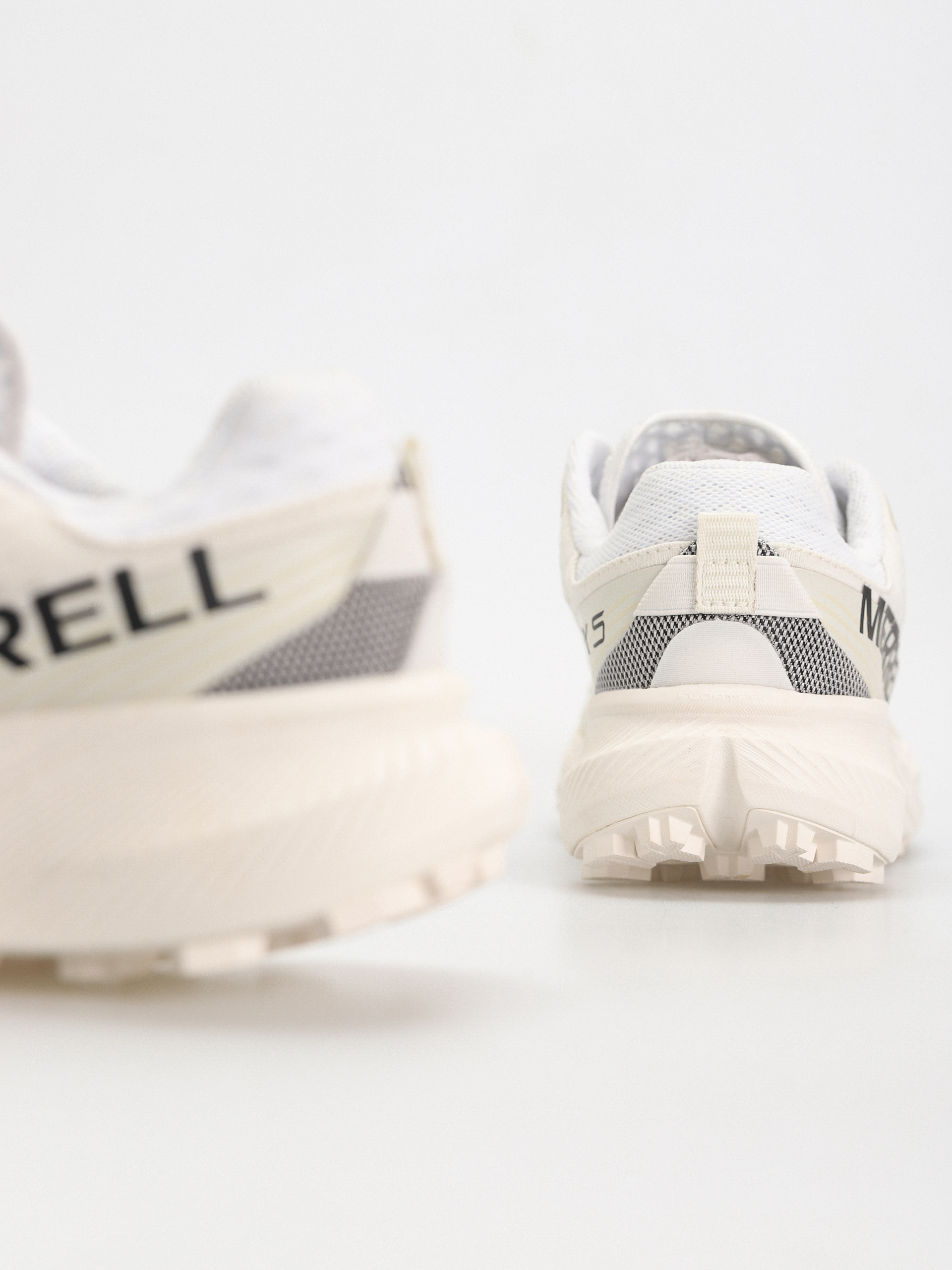 Merrell Agility Peak 5 Cipők (white/white)