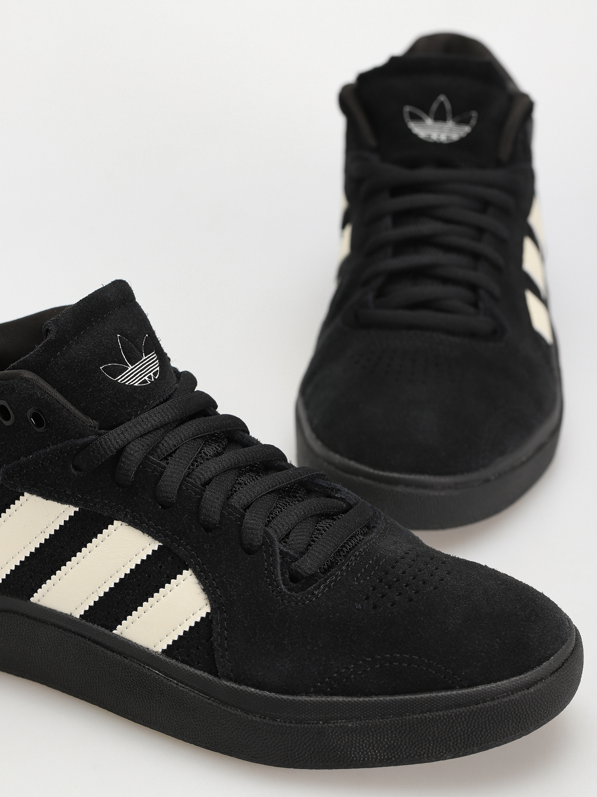 adidas Tyshawn Cipők (cblack/zeromt/spark)