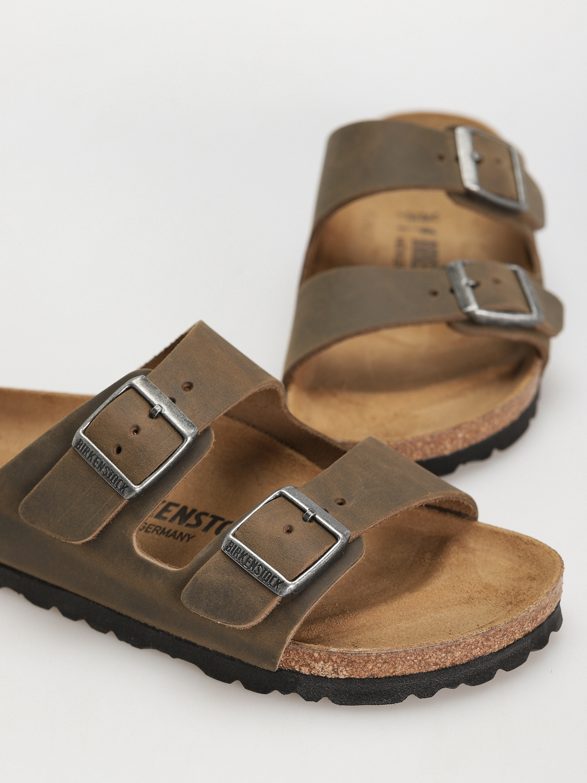 Birkenstock Arizona Oiled Leather Narrow Wmn Flip-flop papucsok (faded khaki)