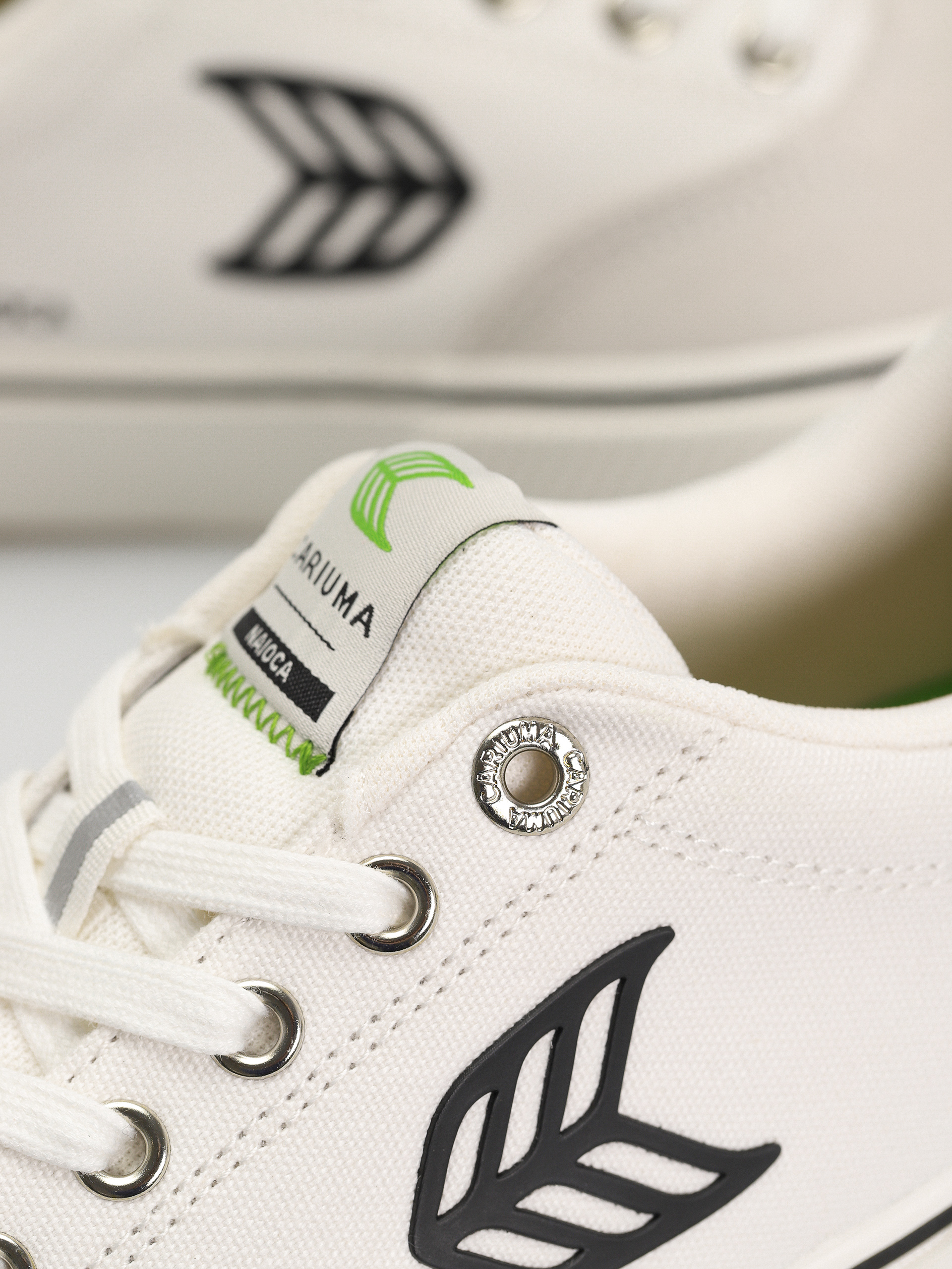 Cipők Cariuma Naioca Pro (vintage white/off white/black)