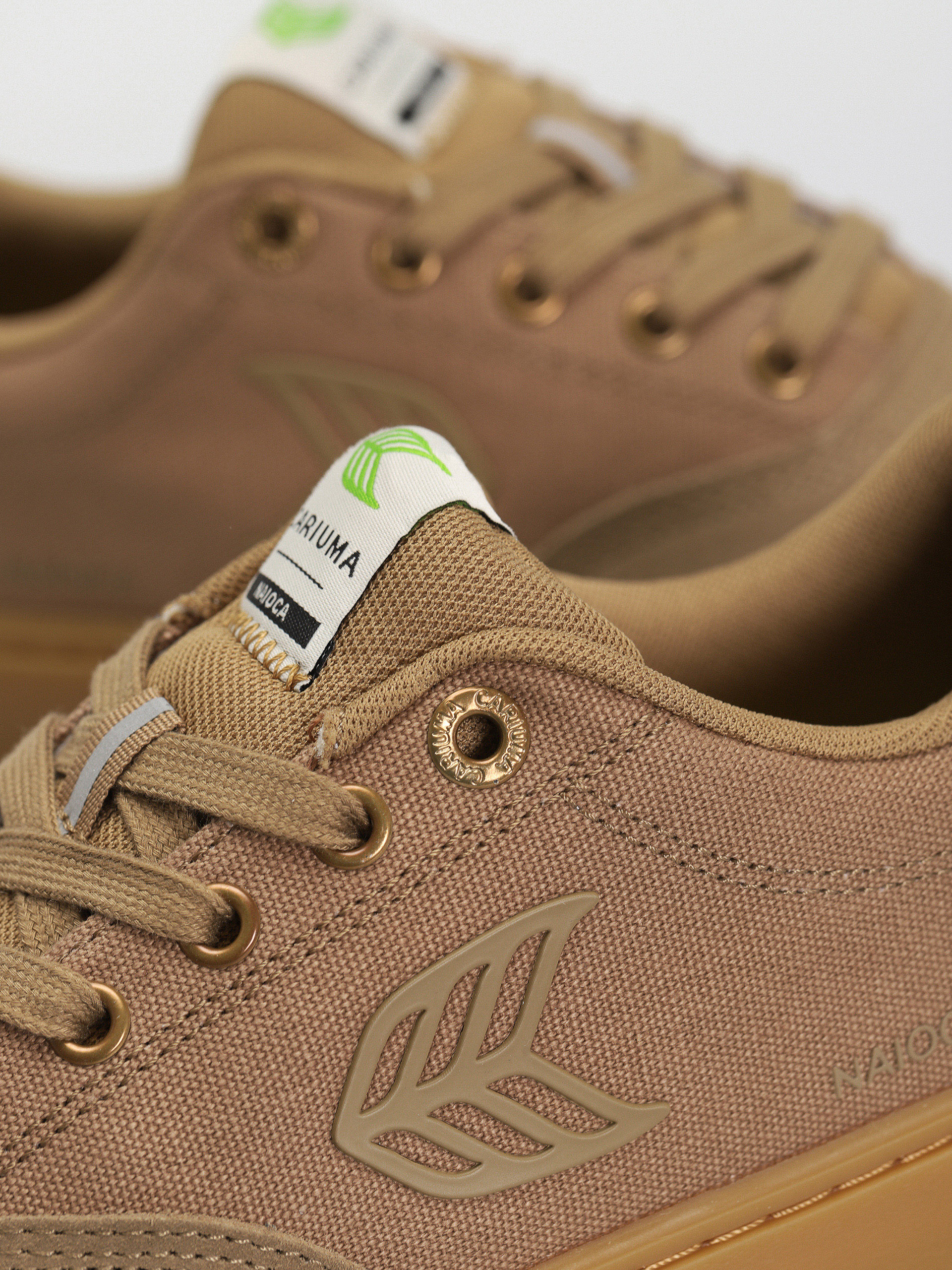 Cariuma Naioca Pro Cipők (gum burnt sand)